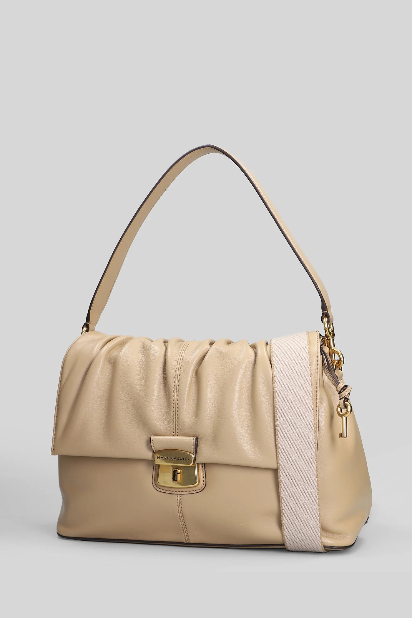 The messanger Shoulder bag in Camel leather - Image 2