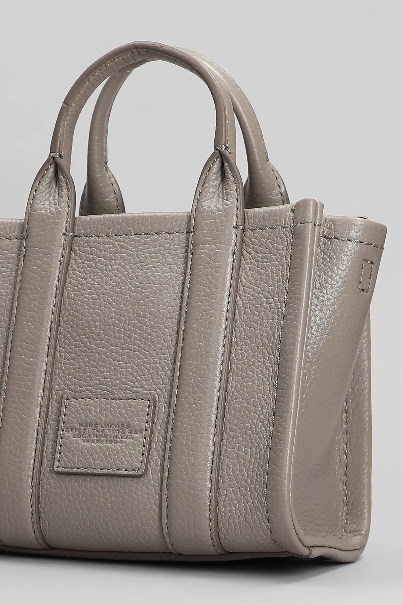 The mini tote Tote in grey leather - Image 4