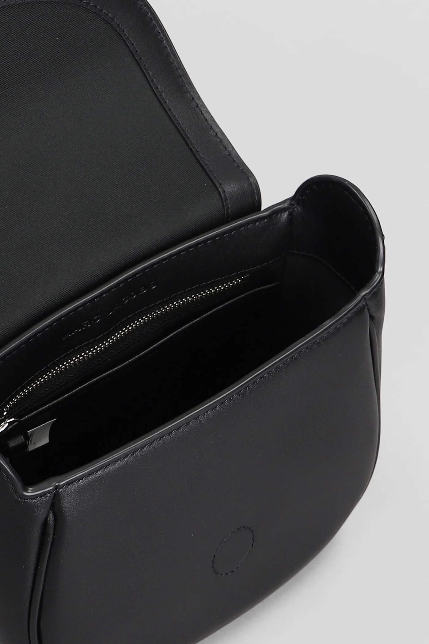 The saddle bag Shoulder bag in black leather - Image 4