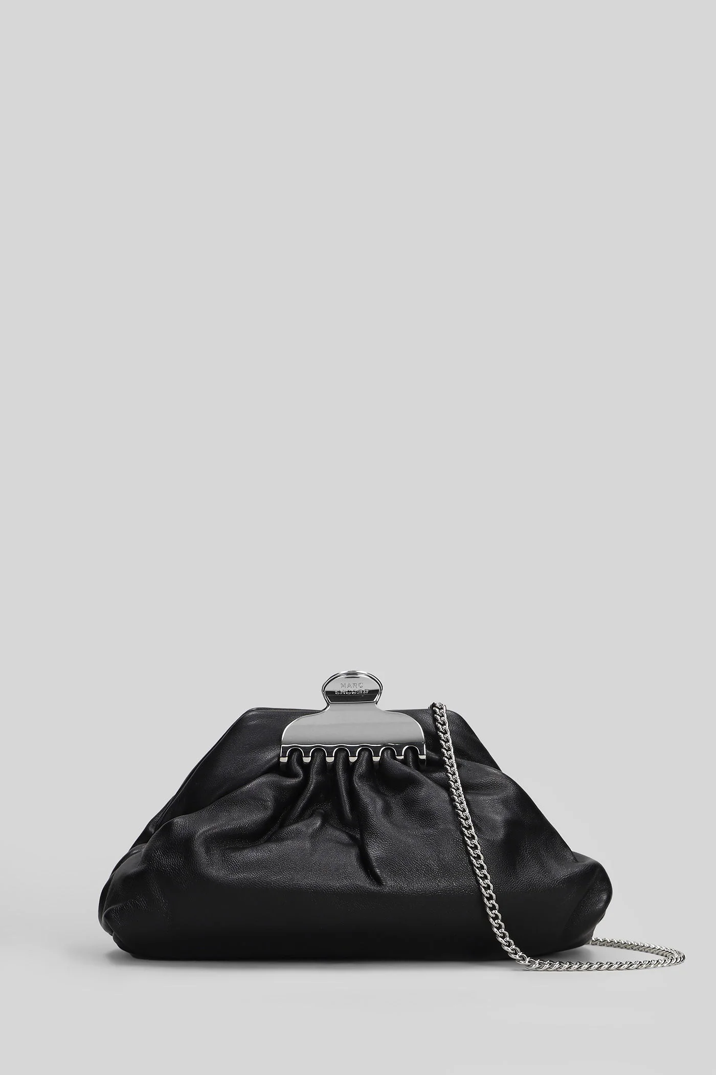 The small claw clip Clutch in black leather - Image 9