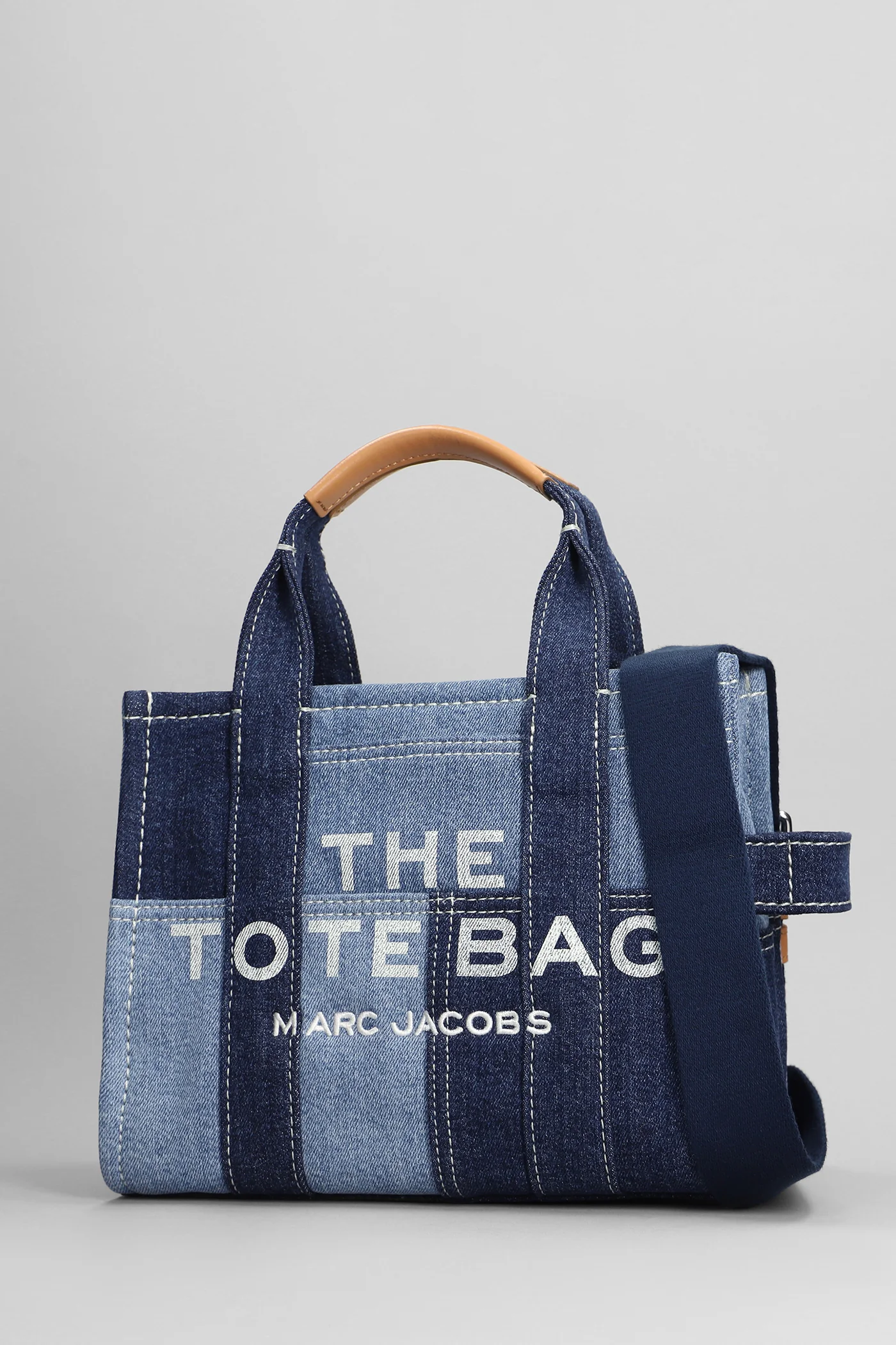 Traveler Tote in blue denim - Image 2