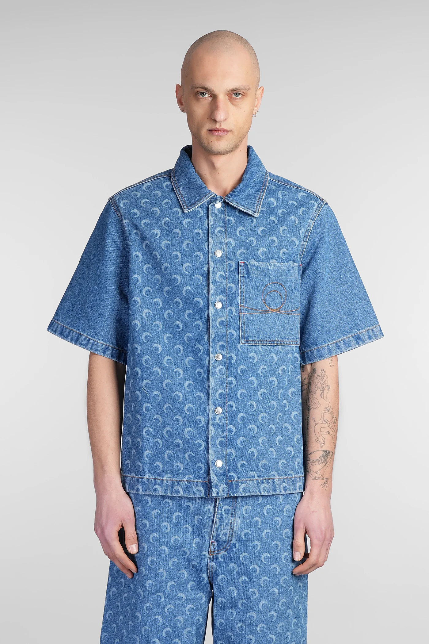 Shirt in blue denim