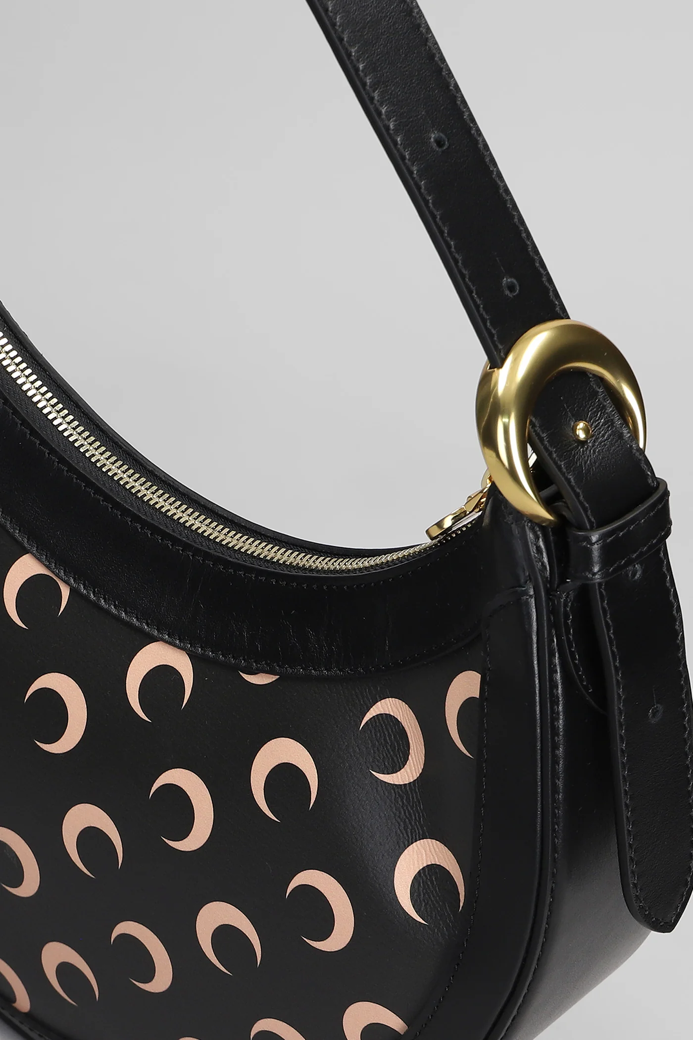 Shoulder bag in black Polyuretan - Image 4