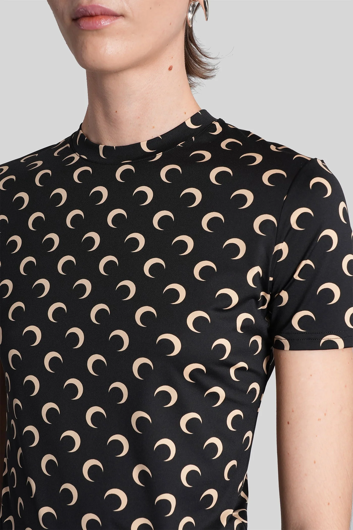 T-Shirt in black polyamide - Image 5