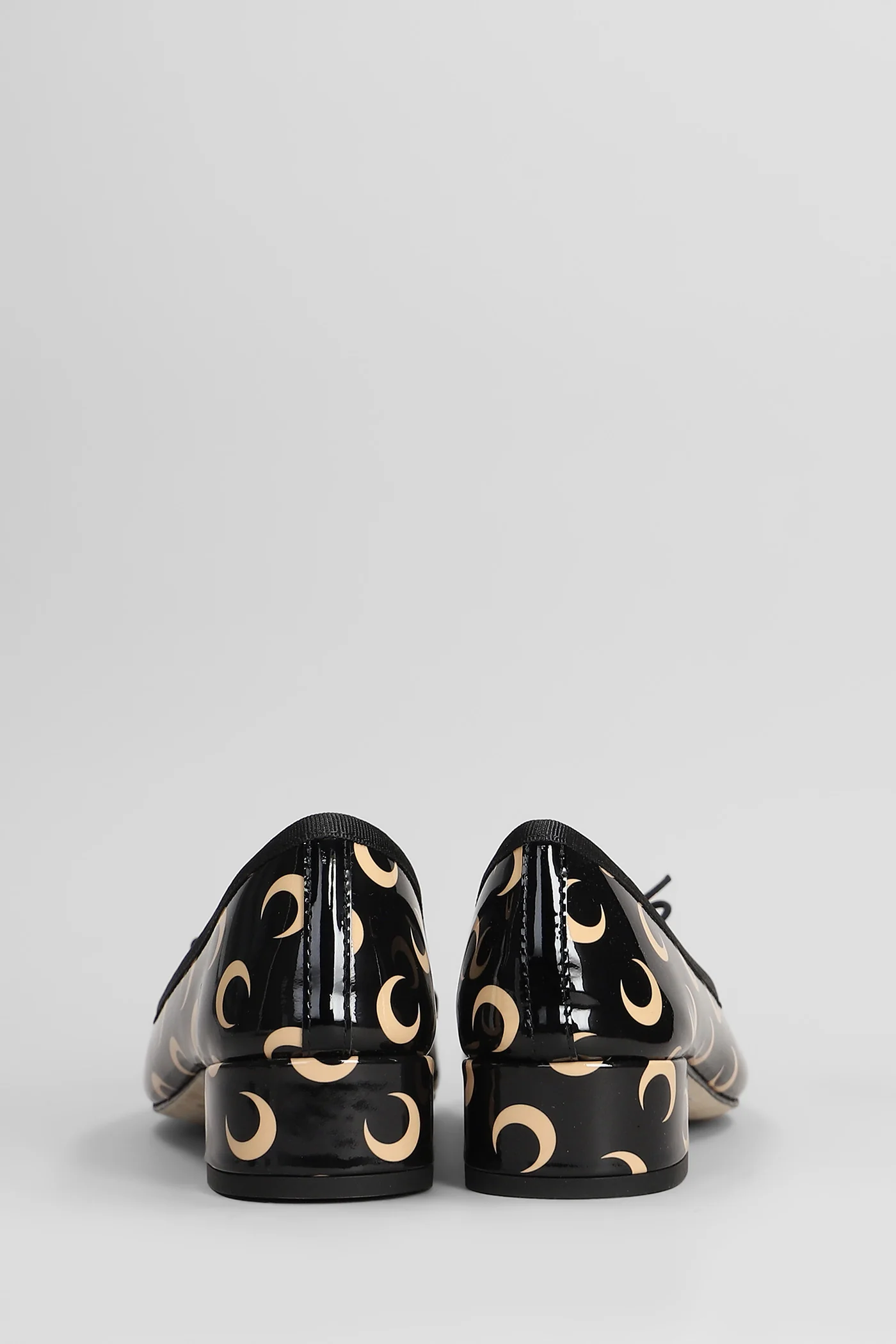 Camille Pumps in black leather - Image 4