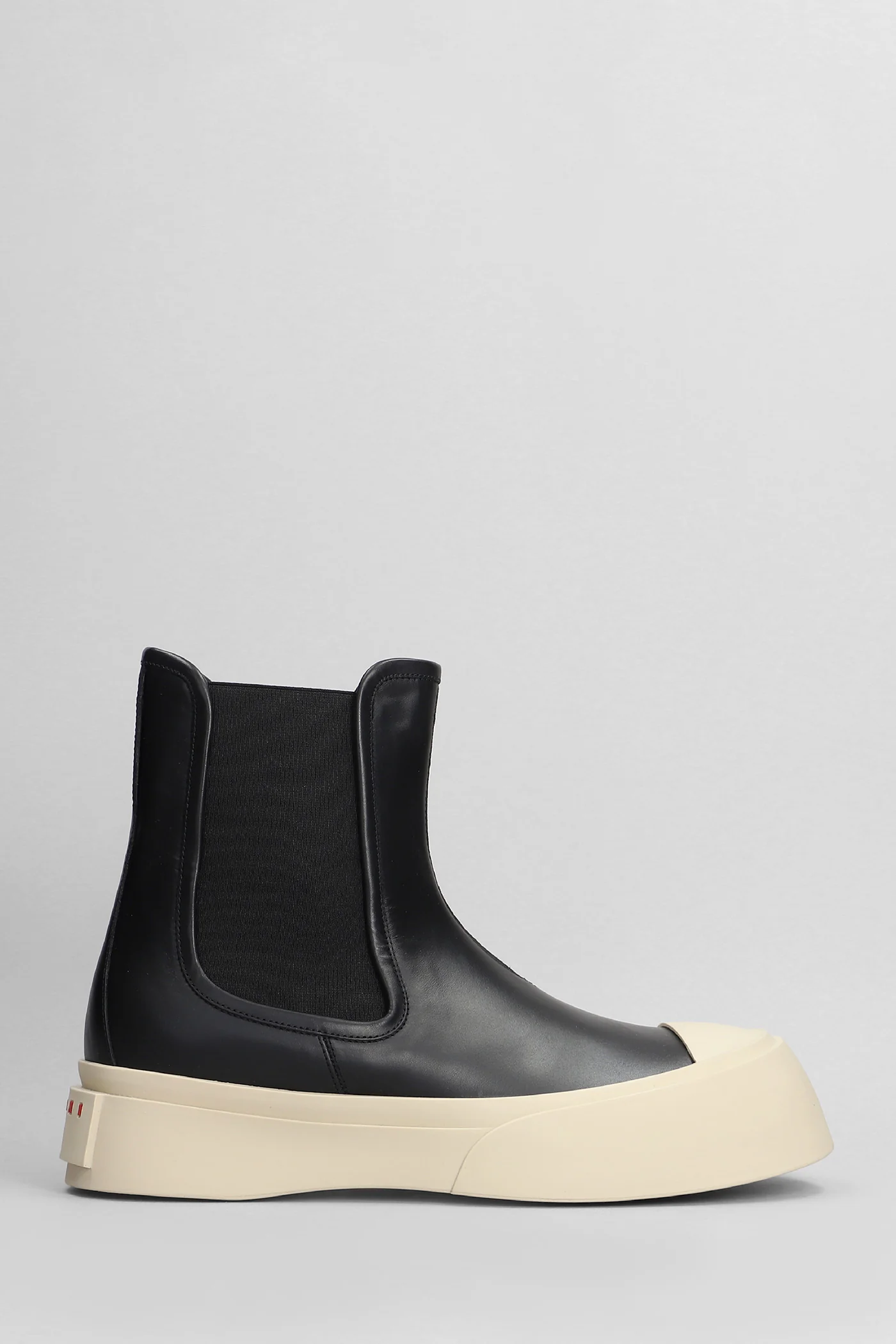 Ankle boots in black leather