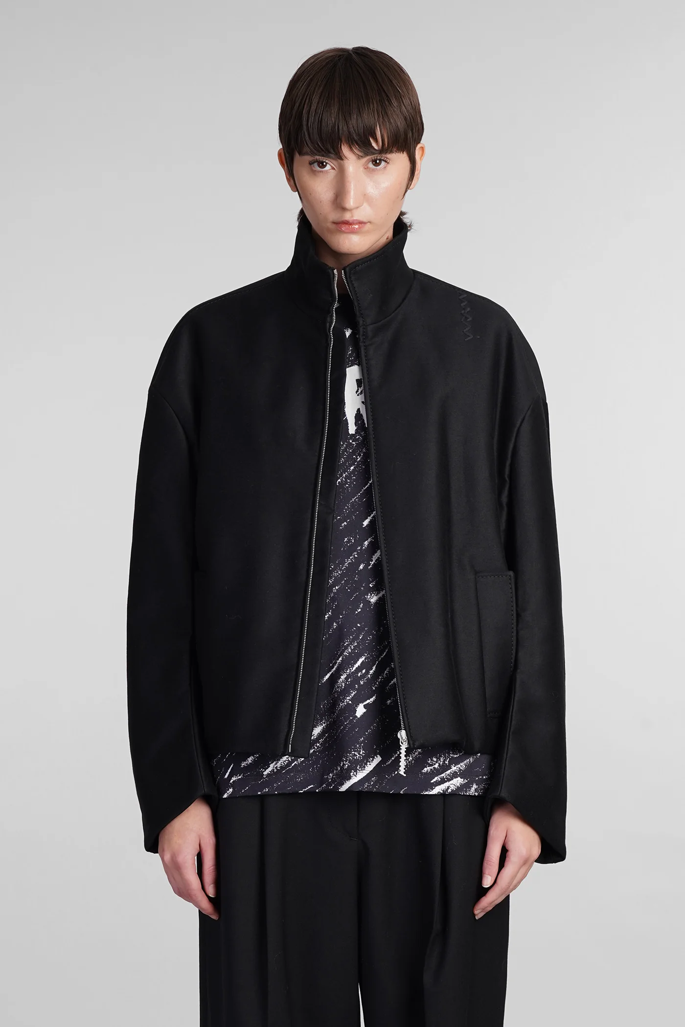 Casual jacket in black polyester