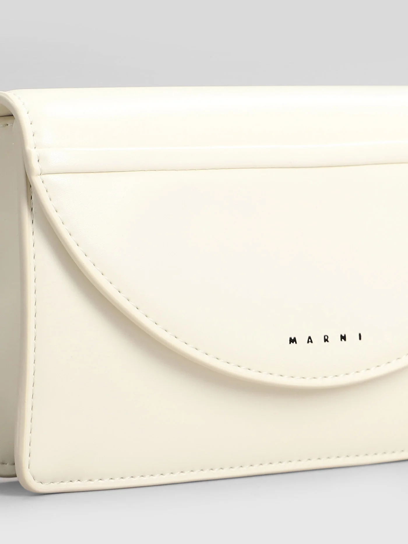 Shoulder bag in beige polyester - Image 4