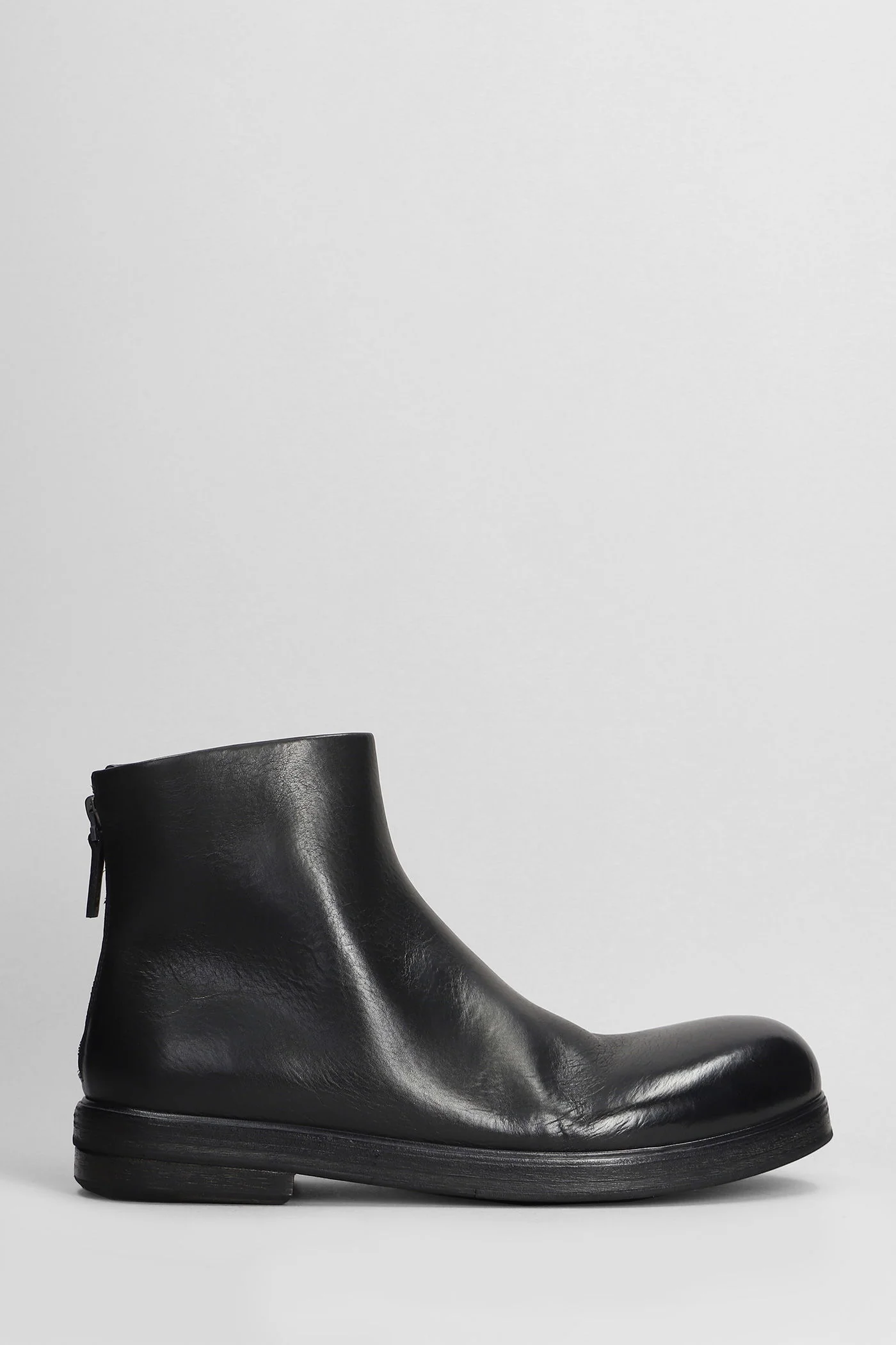 Zucca Ankle boots in black leather