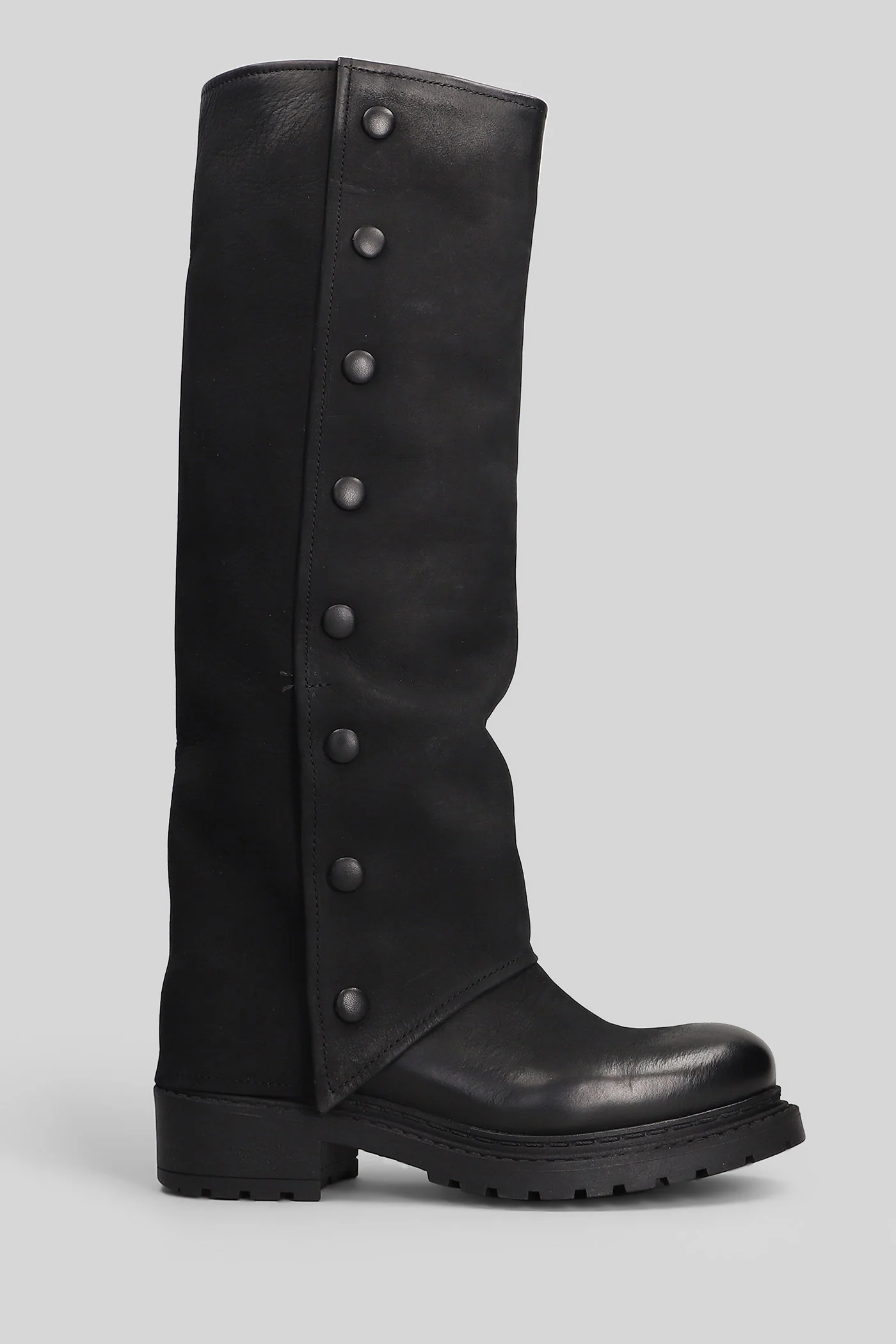 low heels boots in black nubuck