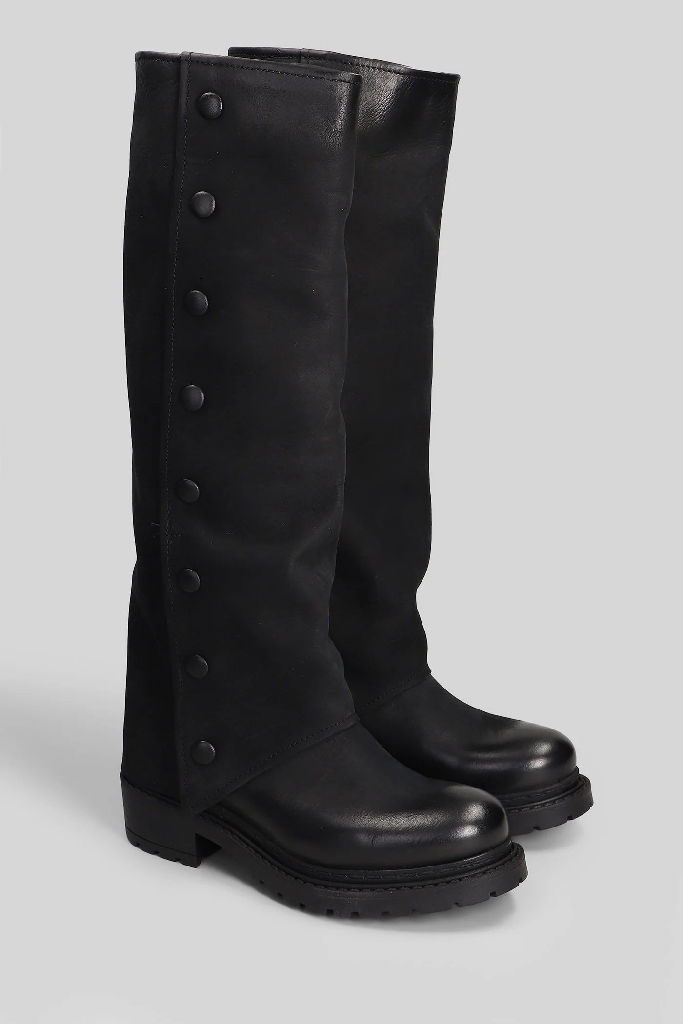 low heels boots in black nubuck - Image 2