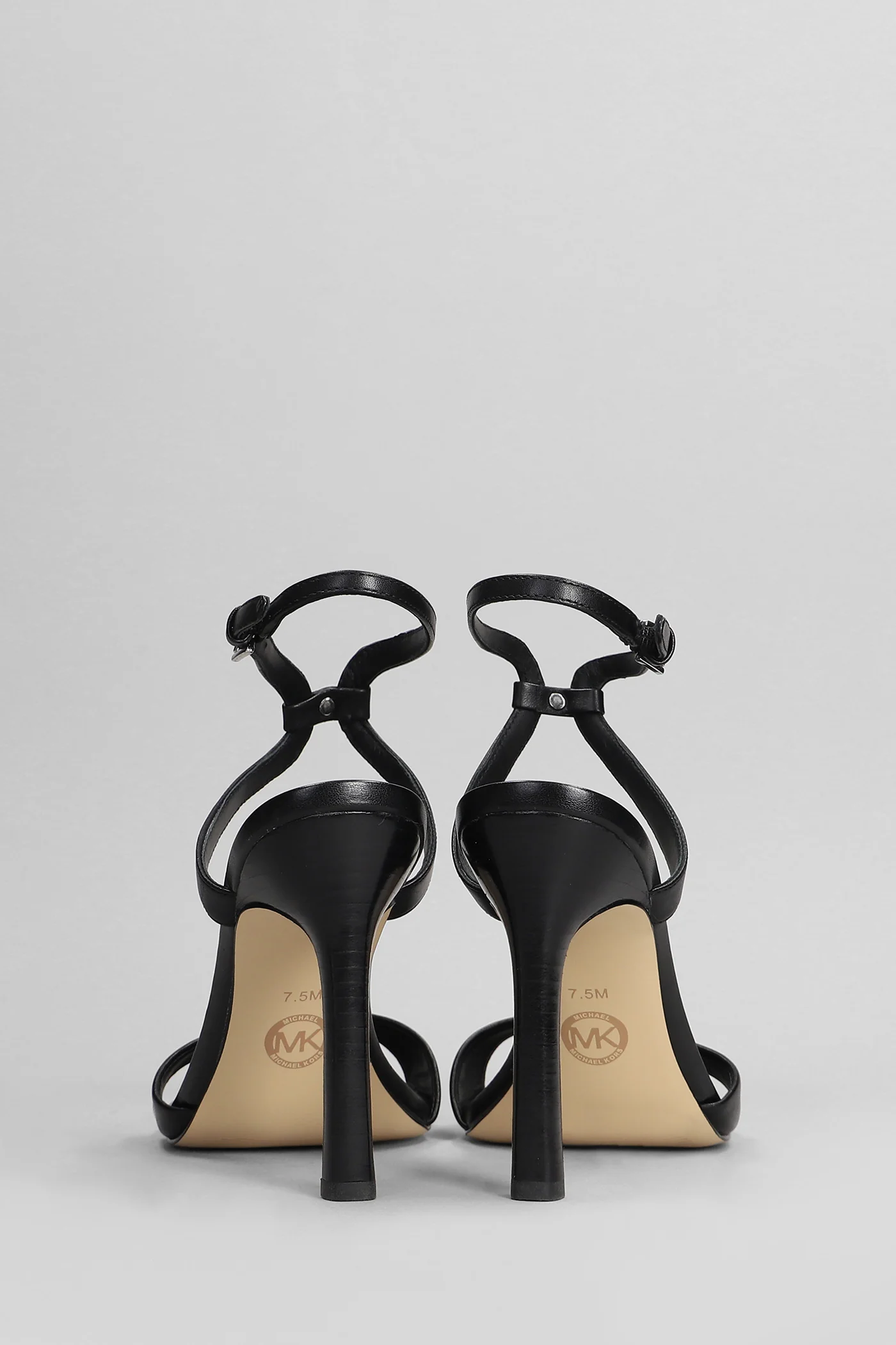 Amara Sandals in black leather - Image 4