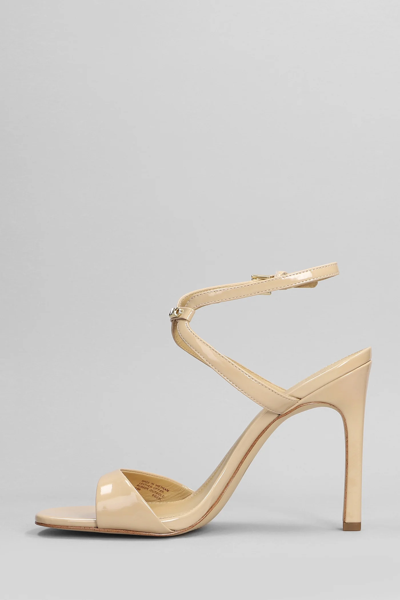 Amara Sandals in powder patent leather - Image 3