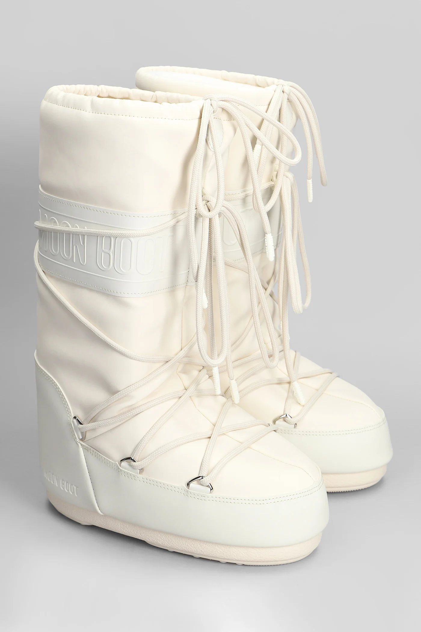 Mb icon rubber low heels boots in beige polyester - Image 2