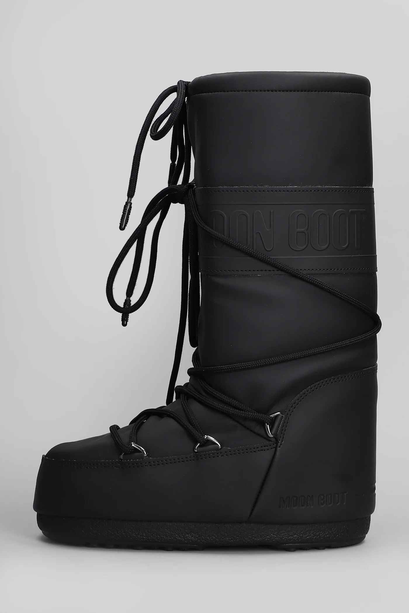 Mb icon rubber low heels boots in black polyester - Image 3