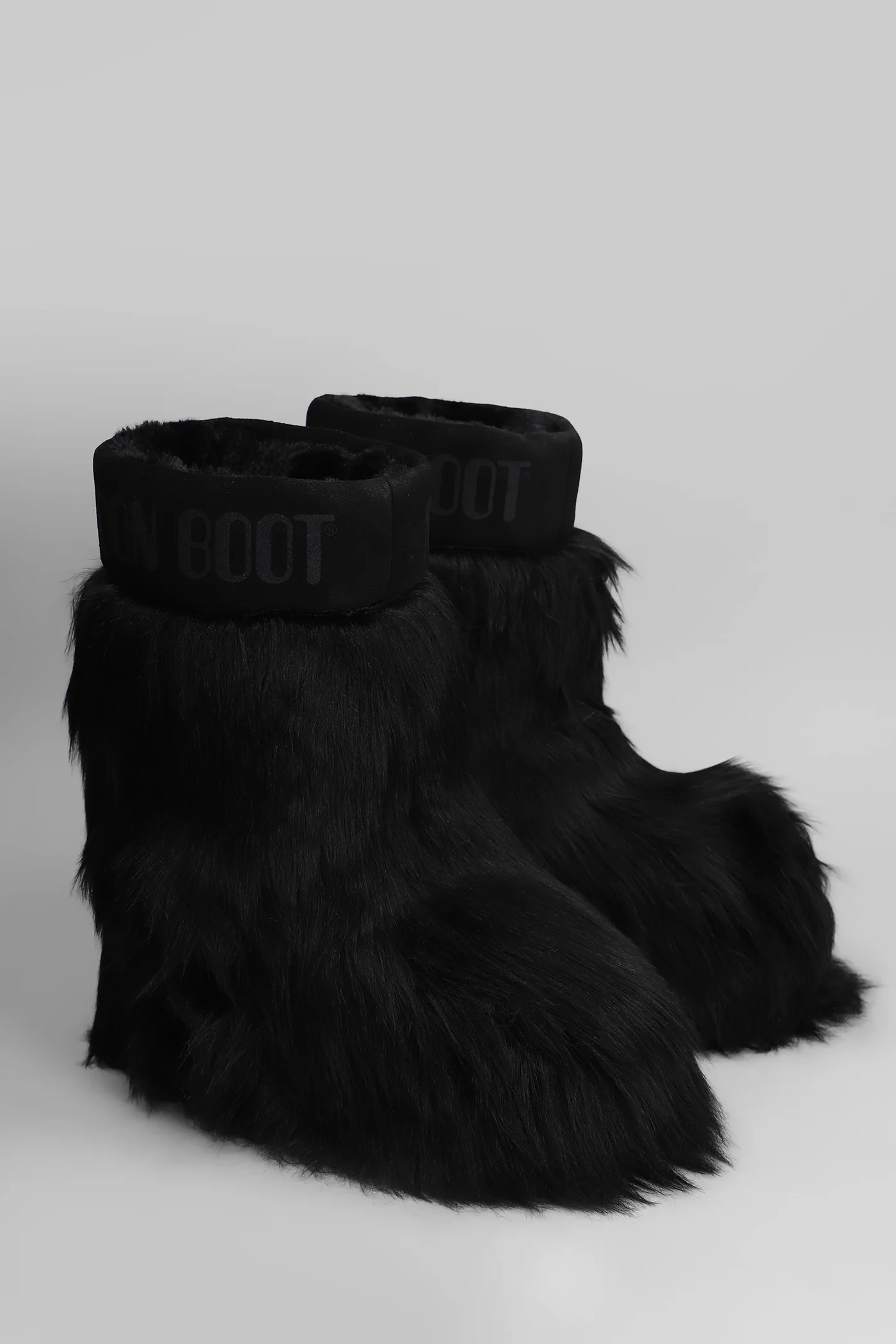 Mb icon yeti mid low heels Ankle boots in black eco-fur - Image 2