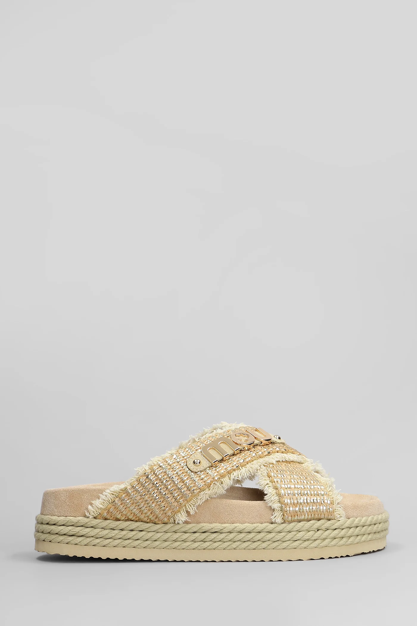 Crisscross Flats in beige raffia