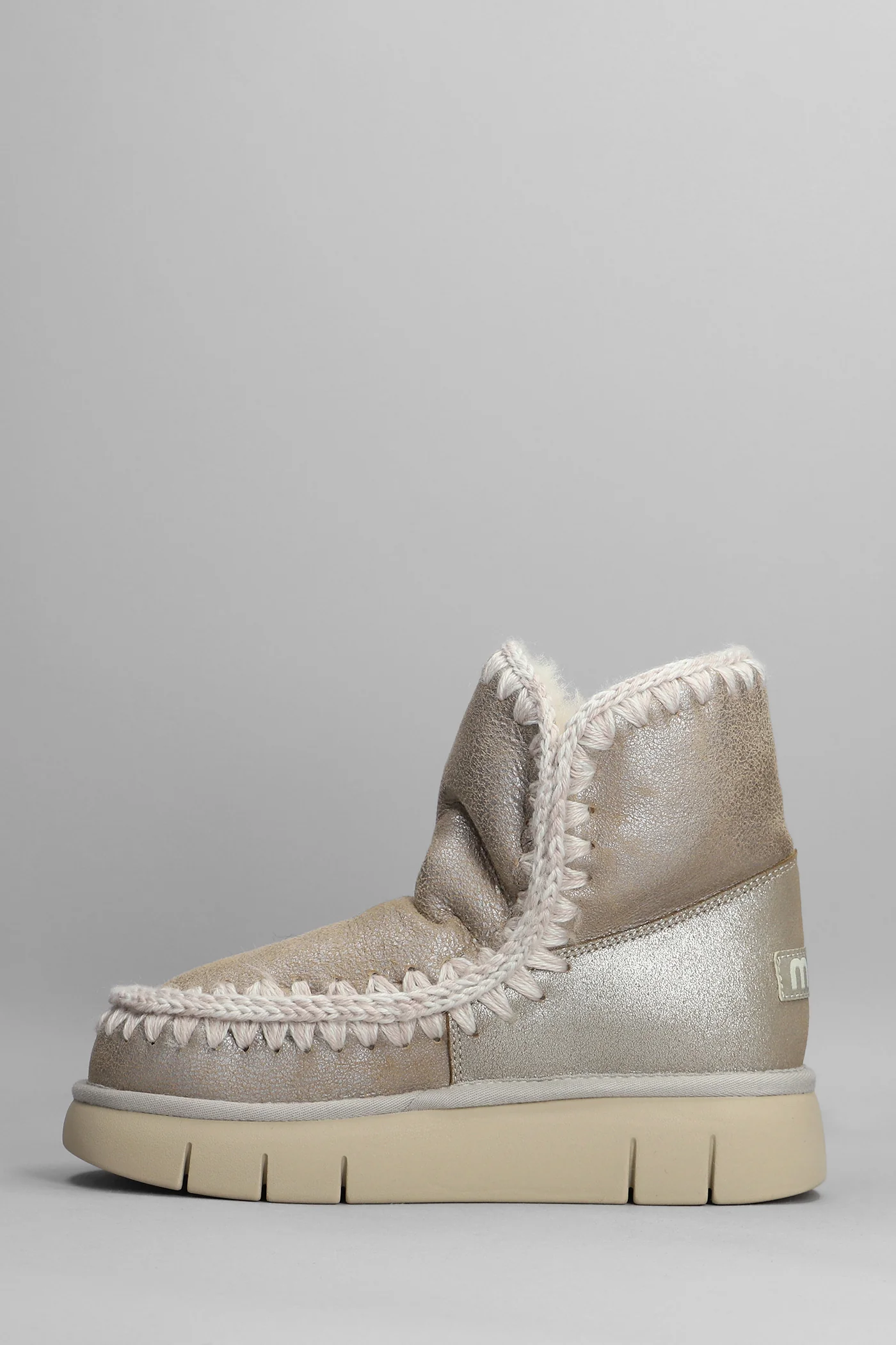 Eskimo 18 low heels Ankle boots in beige suede - Image 3