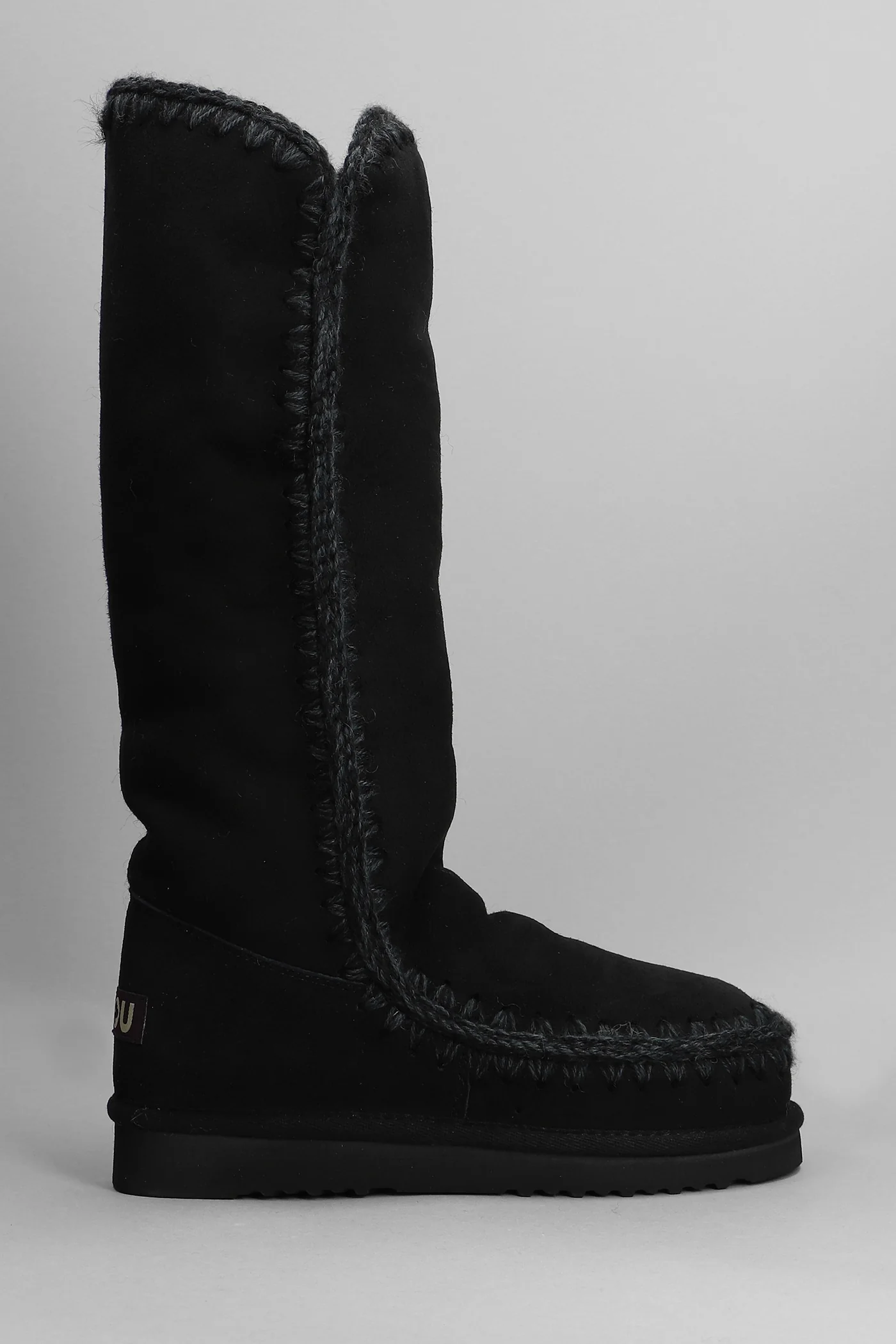 Eskimo 40 low heels boots in black suede