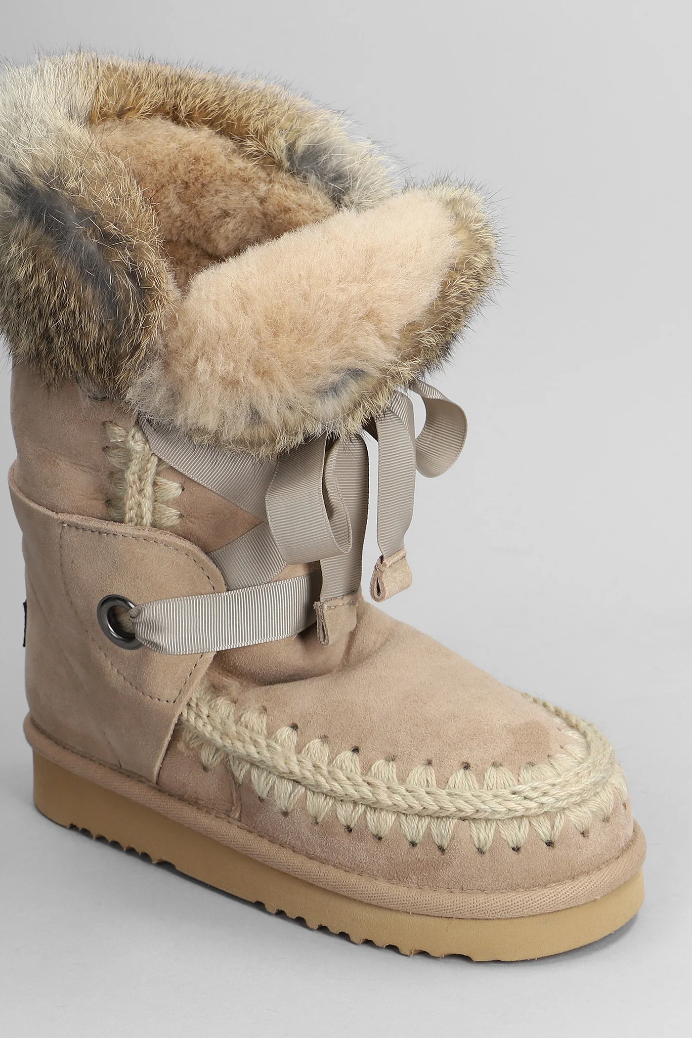 Eskimo lace and fur low heels boots in Camel suede - Image 5