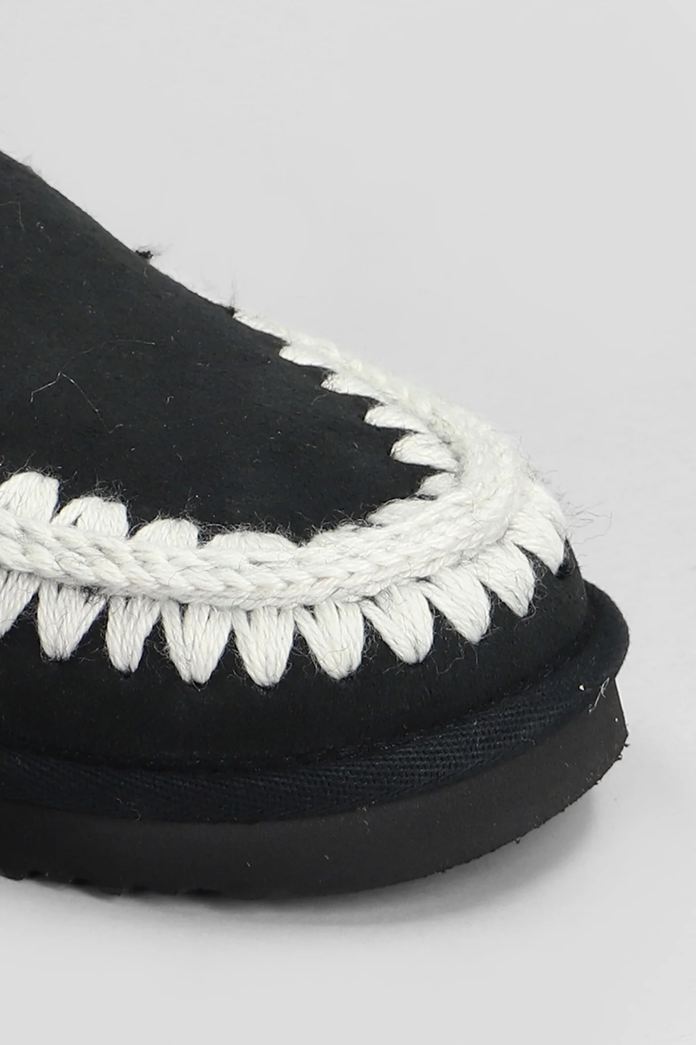 Eskimo stitching Slipper-Mule in black suede - Image 5