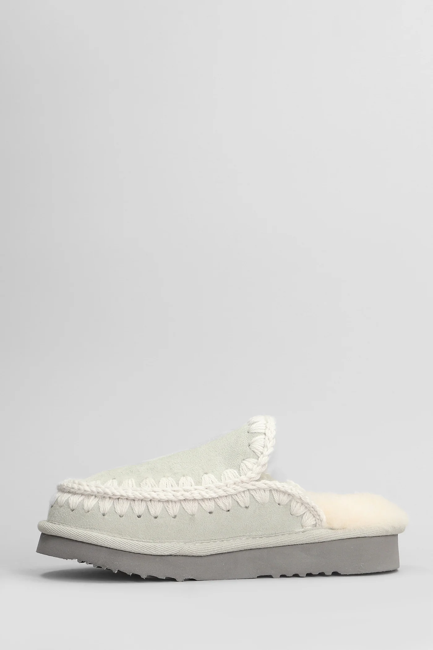 Eskimo stitching Slipper-Mule in grey suede - Image 3