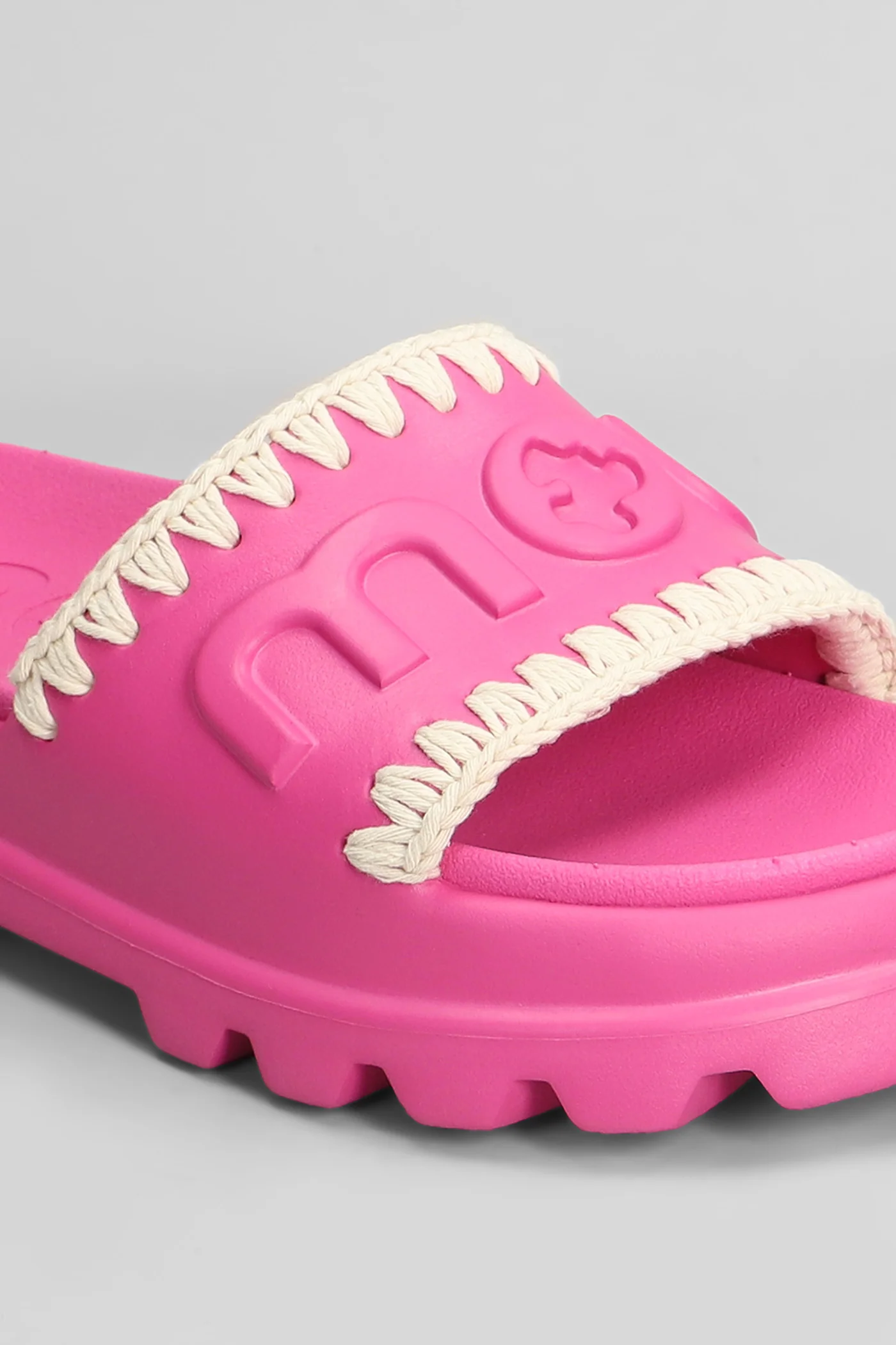 Eva Onepiece Flats in fuxia rubber/plasic - Image 5