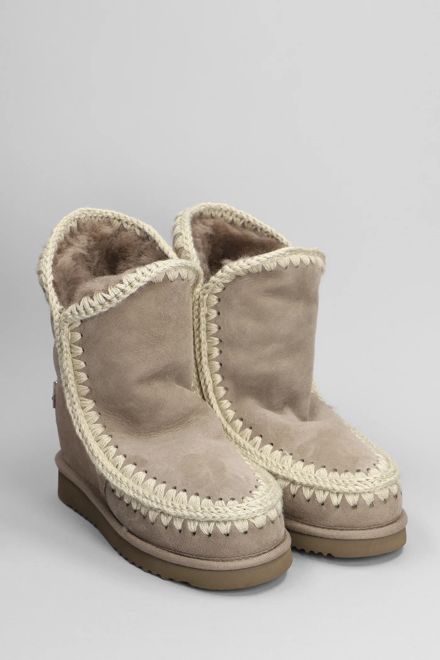 Inner wedge Ankle boots inside wedge in grey suede - Image 2