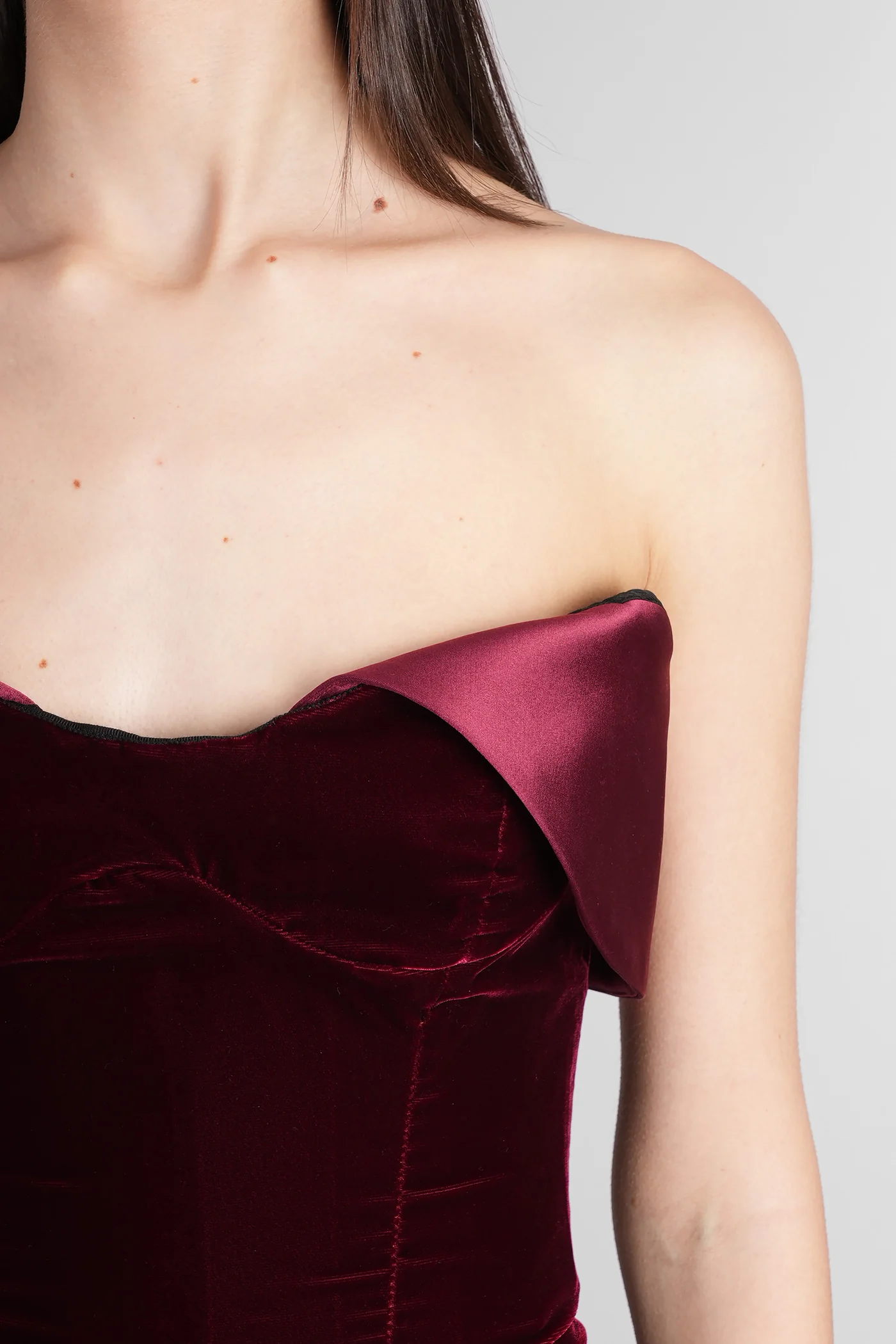 Dress woman in red velvet - Image 5