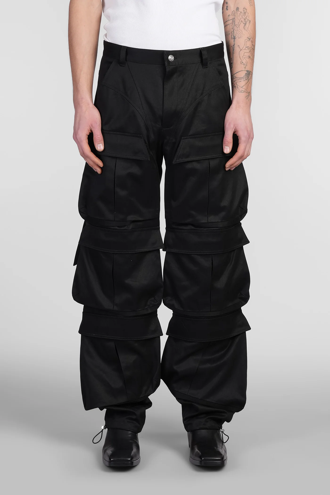 Pants in black cotton