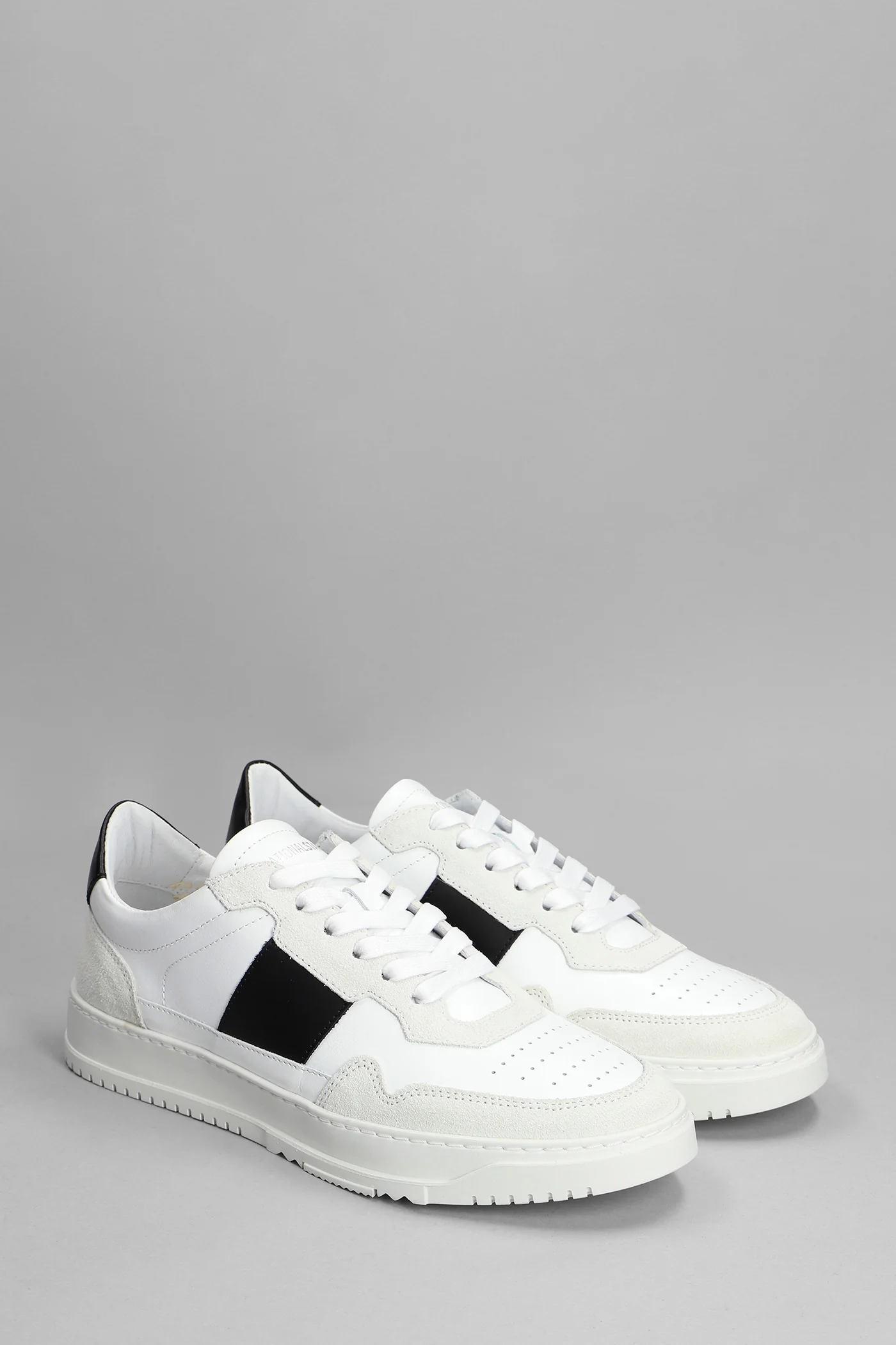Edition 8 Sneakers in white suede and leather - Image 2