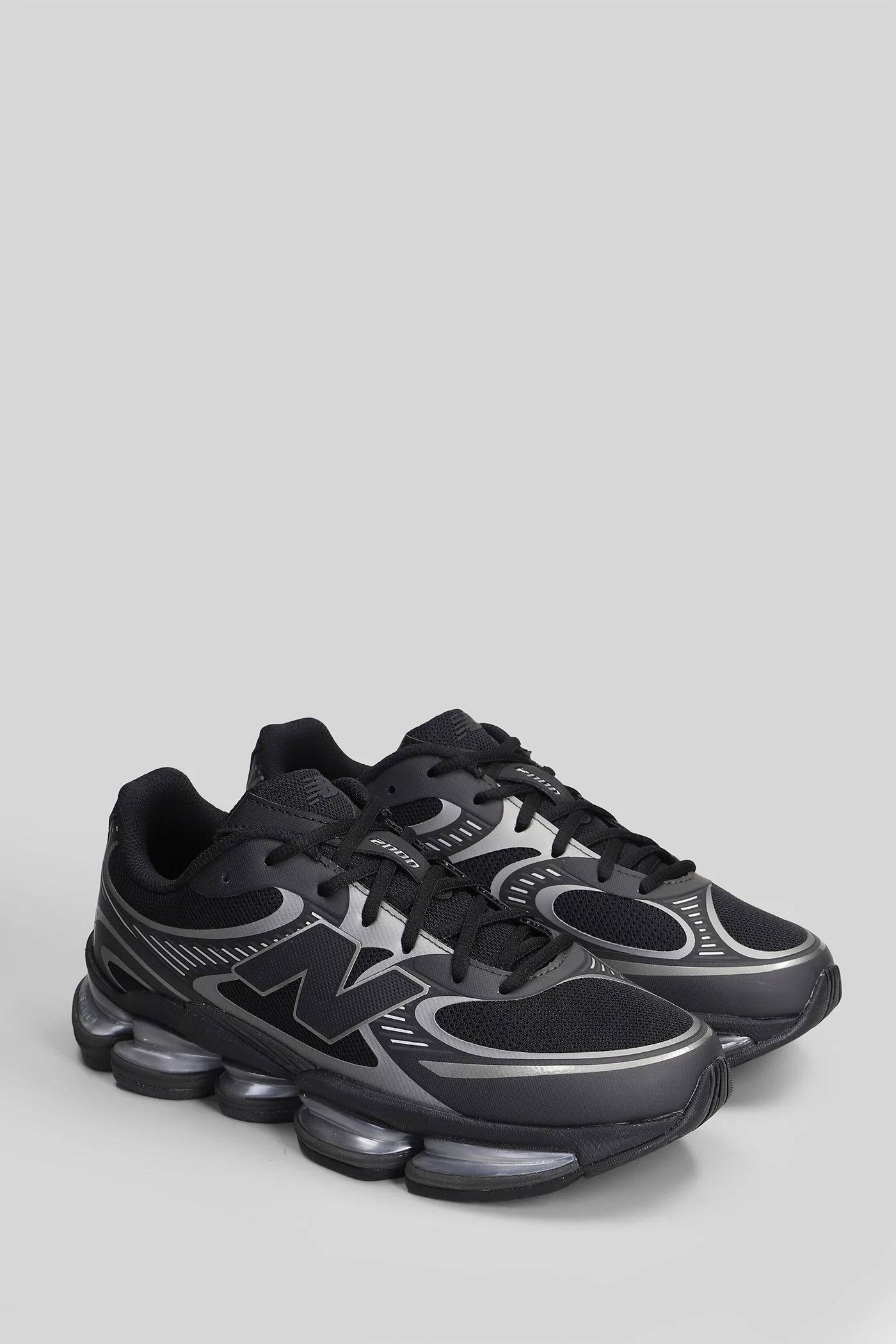 2000 Sneakers in black leather and fabric - Image 2