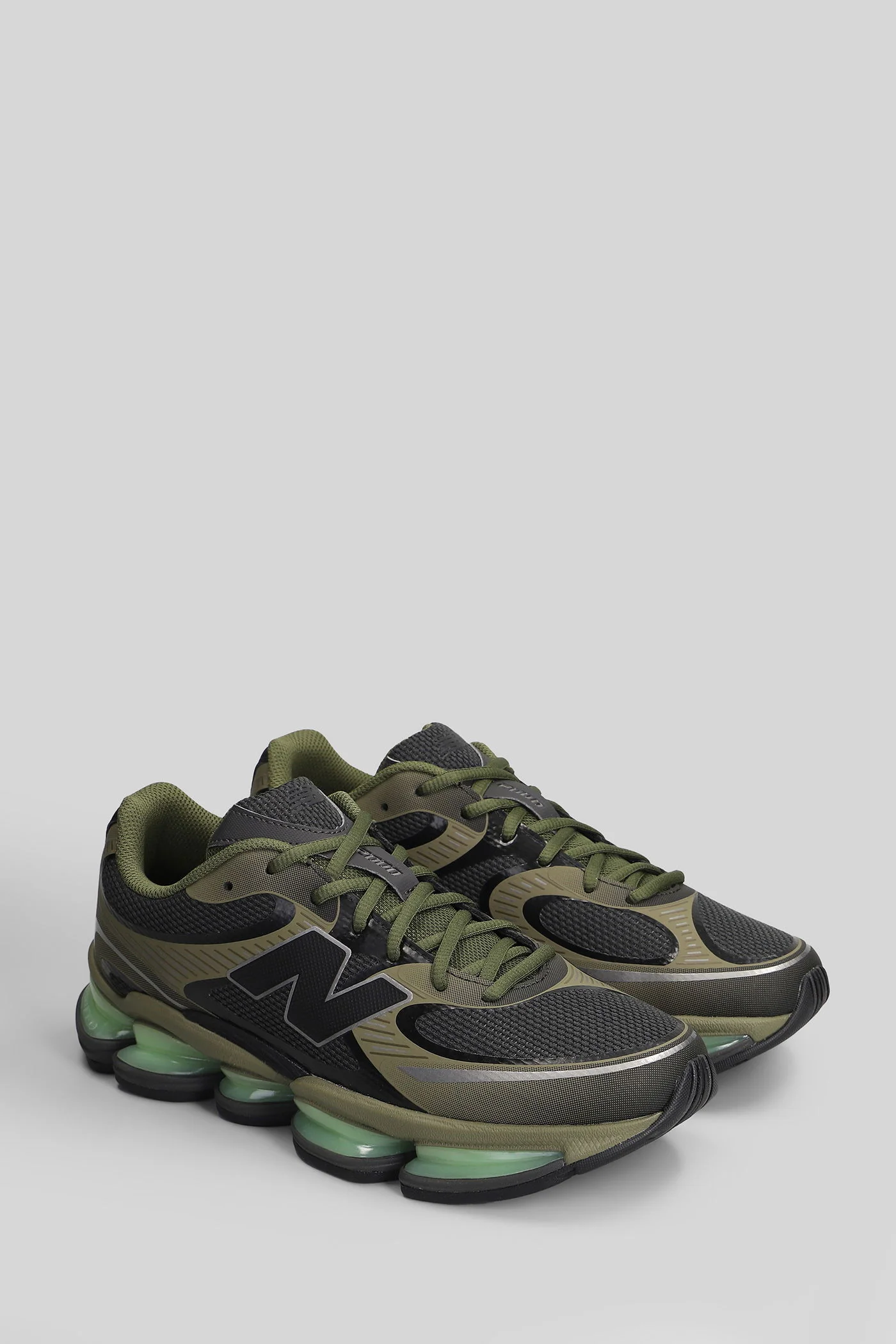 2000 Sneakers in green fabric - Image 2
