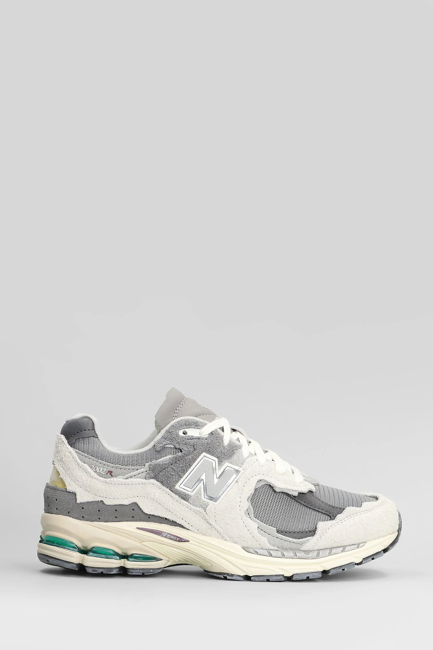2002 Sneakers in grey Suede and fabric