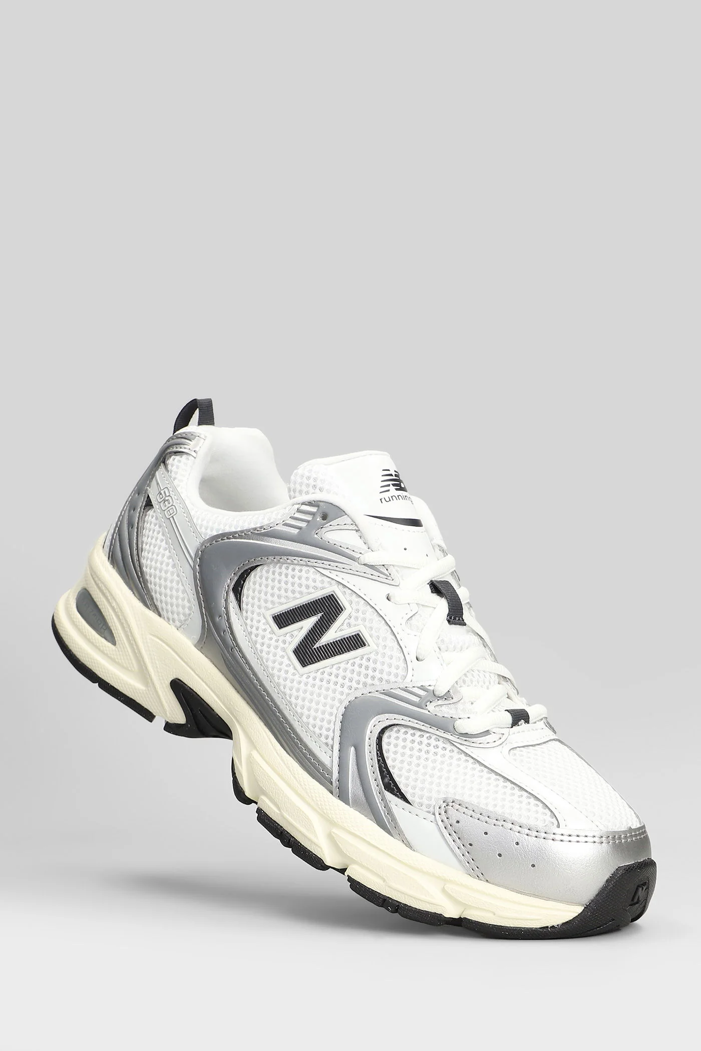 530 Sneakers in white leather and fabric - Image 5