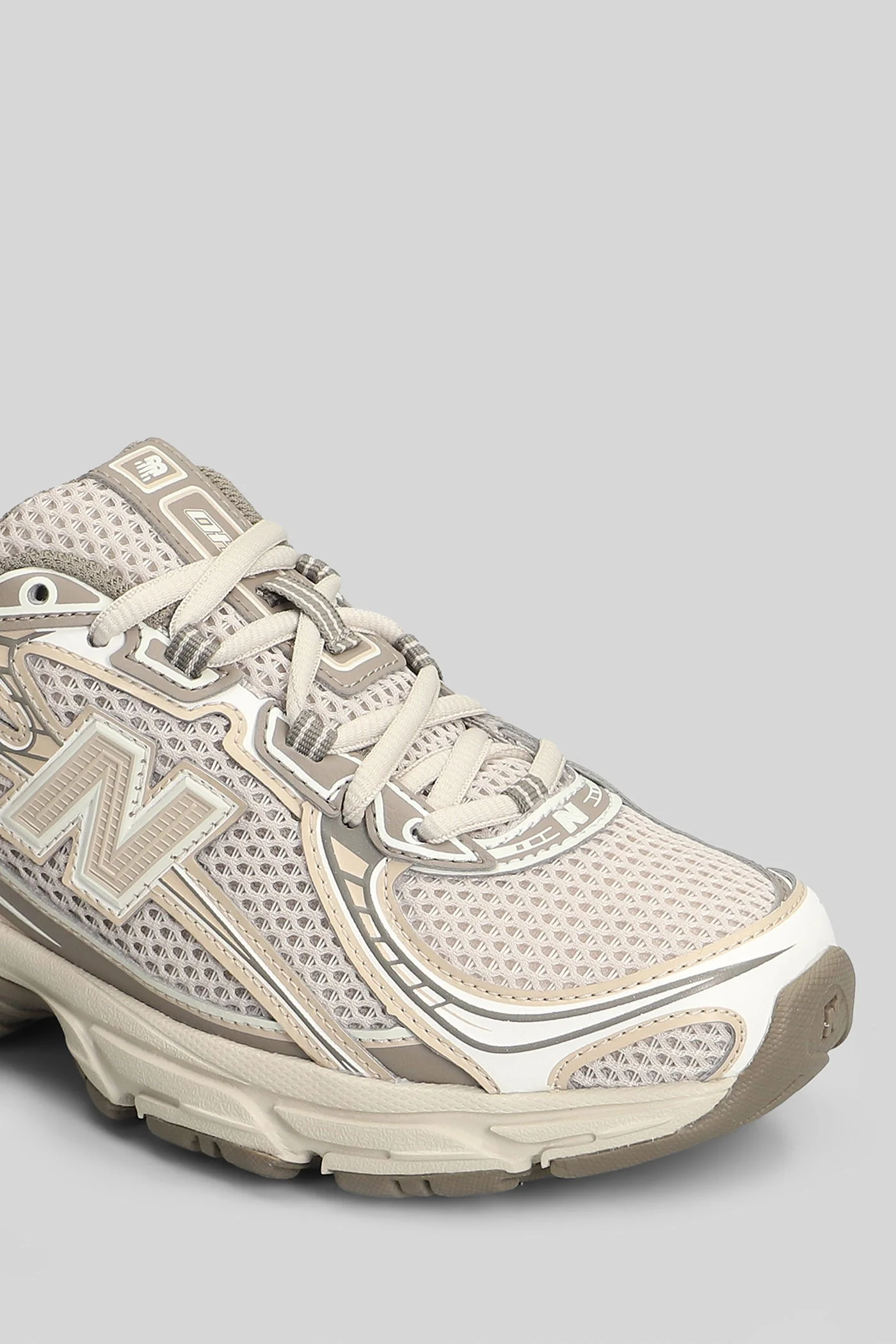 740 Sneakers in beige leather and fabric - Image 5