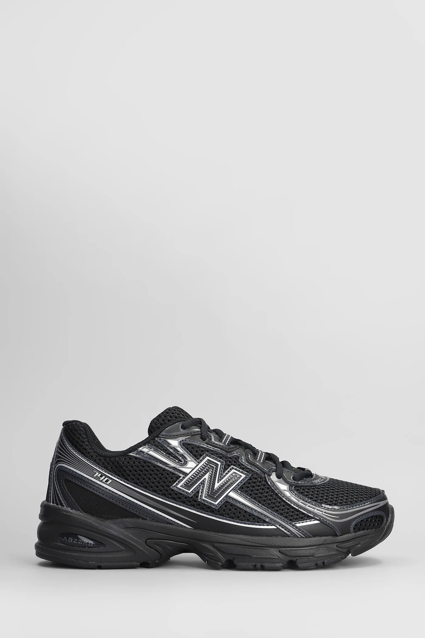 740 Sneakers in black leather and fabric
