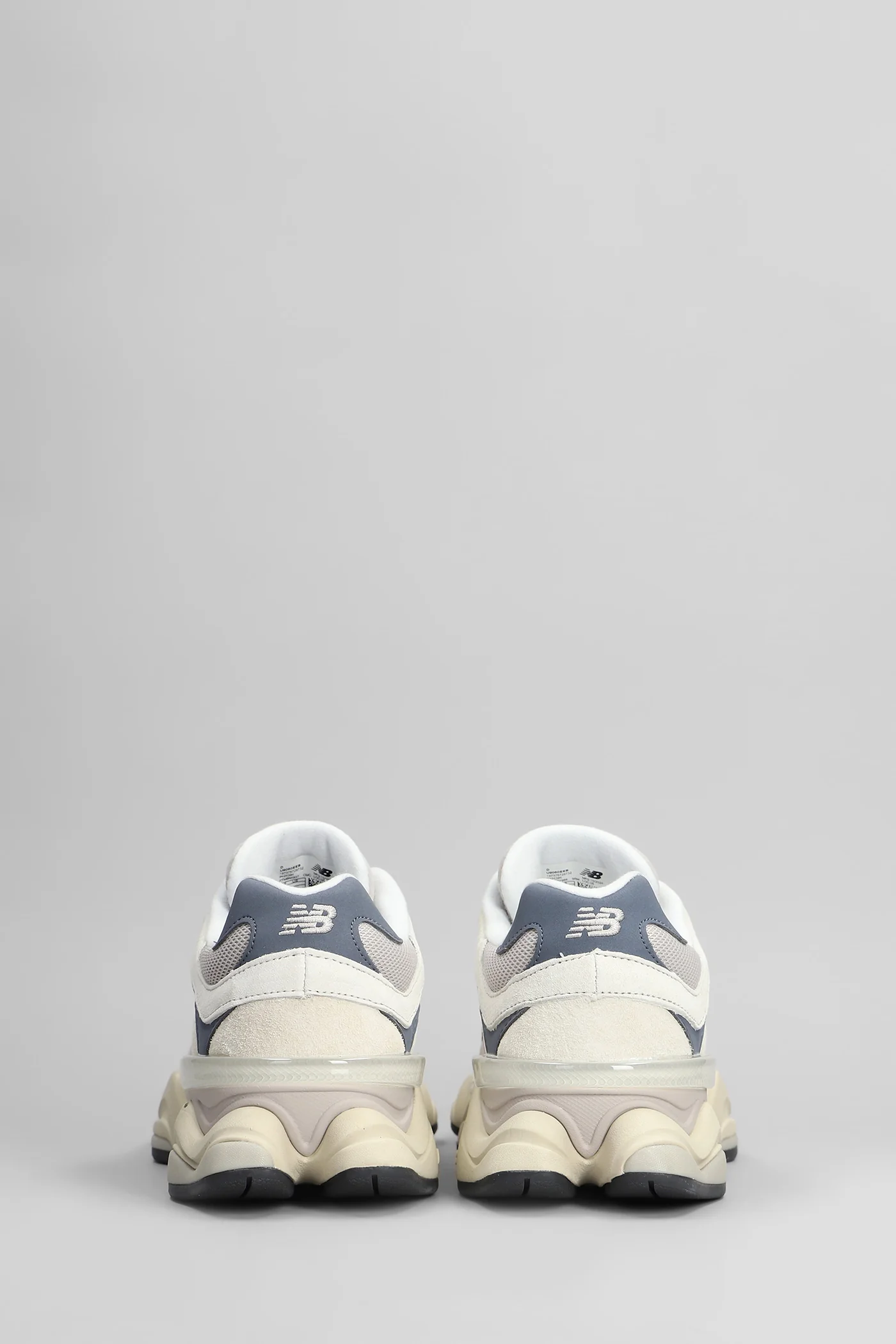 9060 Sneakers in beige Suede and fabric - Image 4