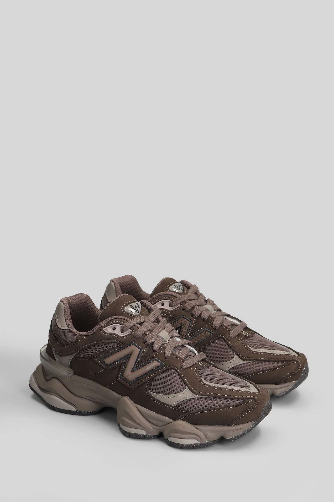 9060 Sneakers in brown Suede and fabric - Image 2