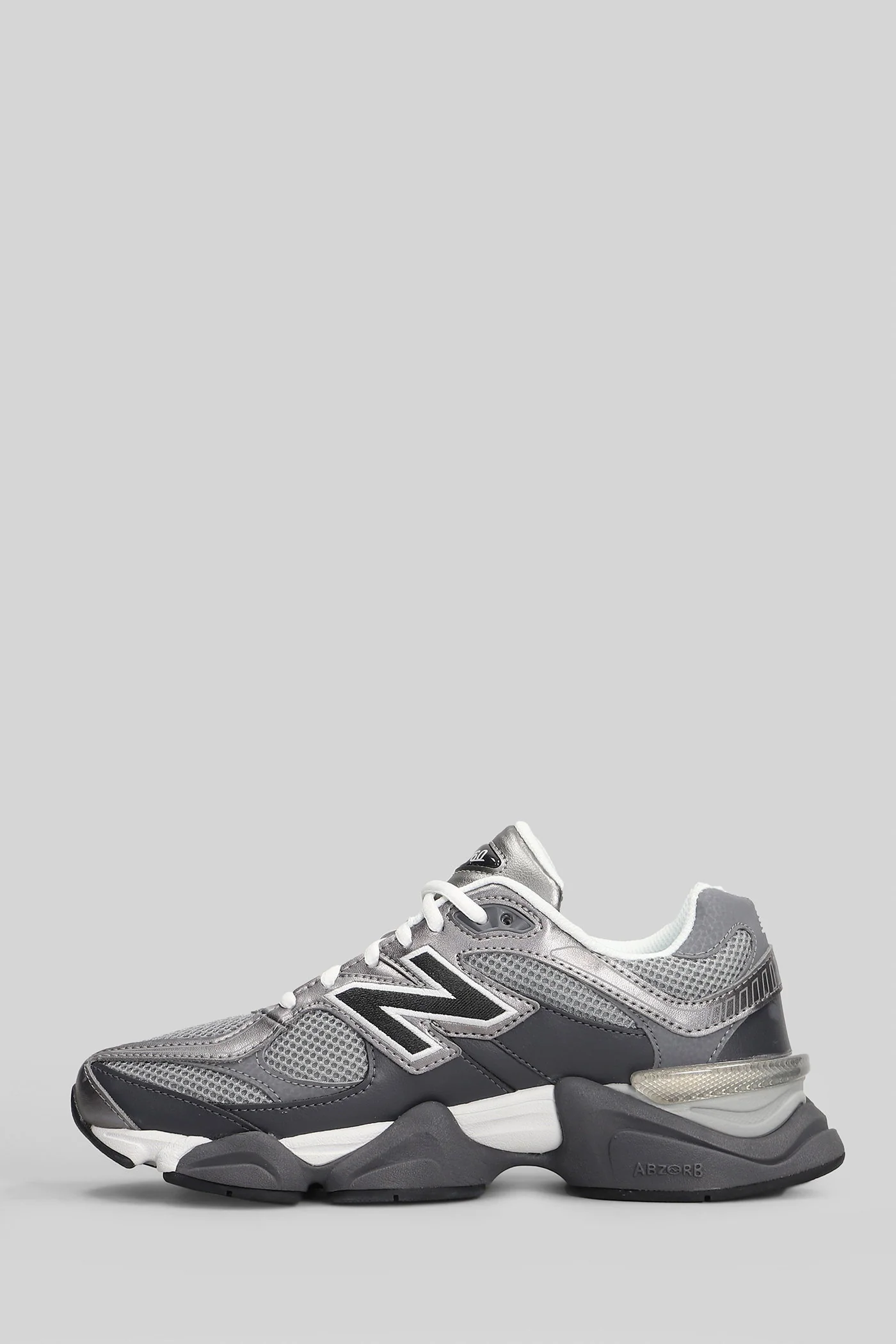 9060 Sneakers in grey leather and fabric - Image 3