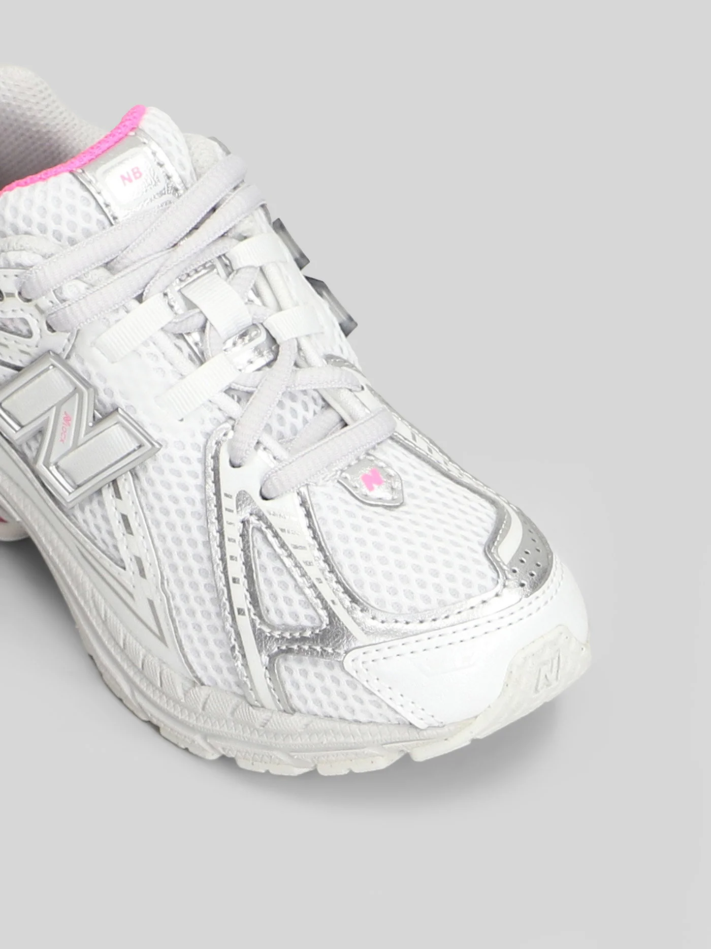 1906R Sneakers in white leather and fabric - Image 5