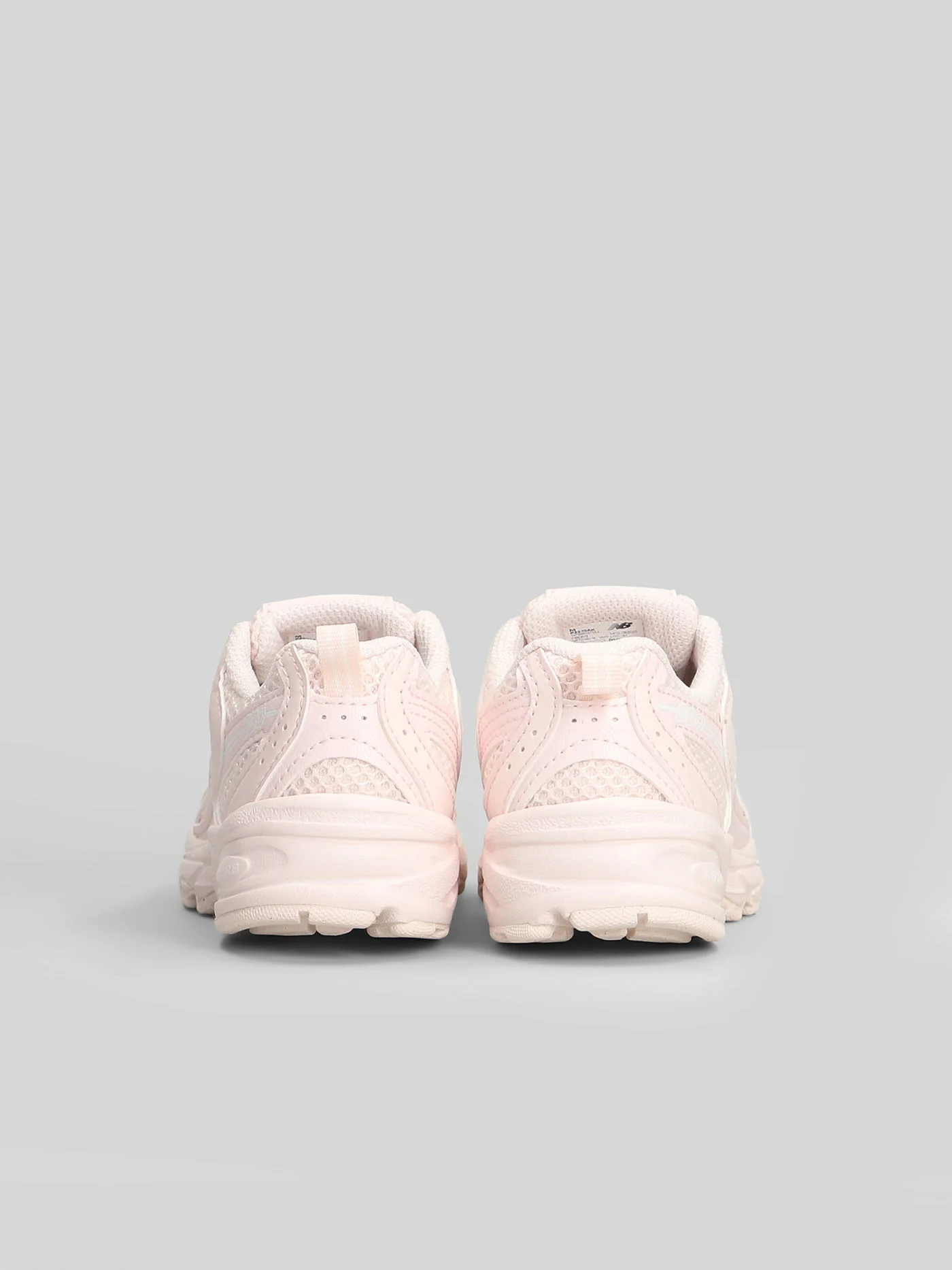 530 Sneakers in rose-pink leather and fabric - Image 14