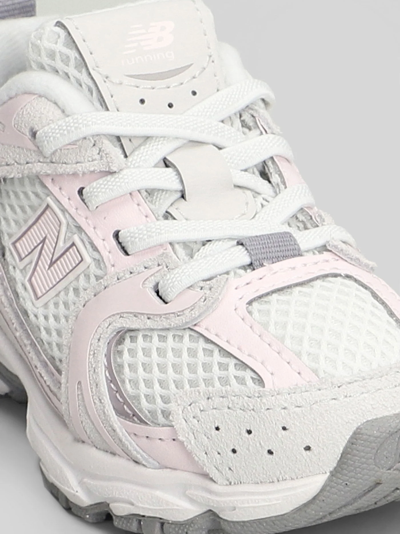 530 Sneakers in white leather and fabric - Image 5