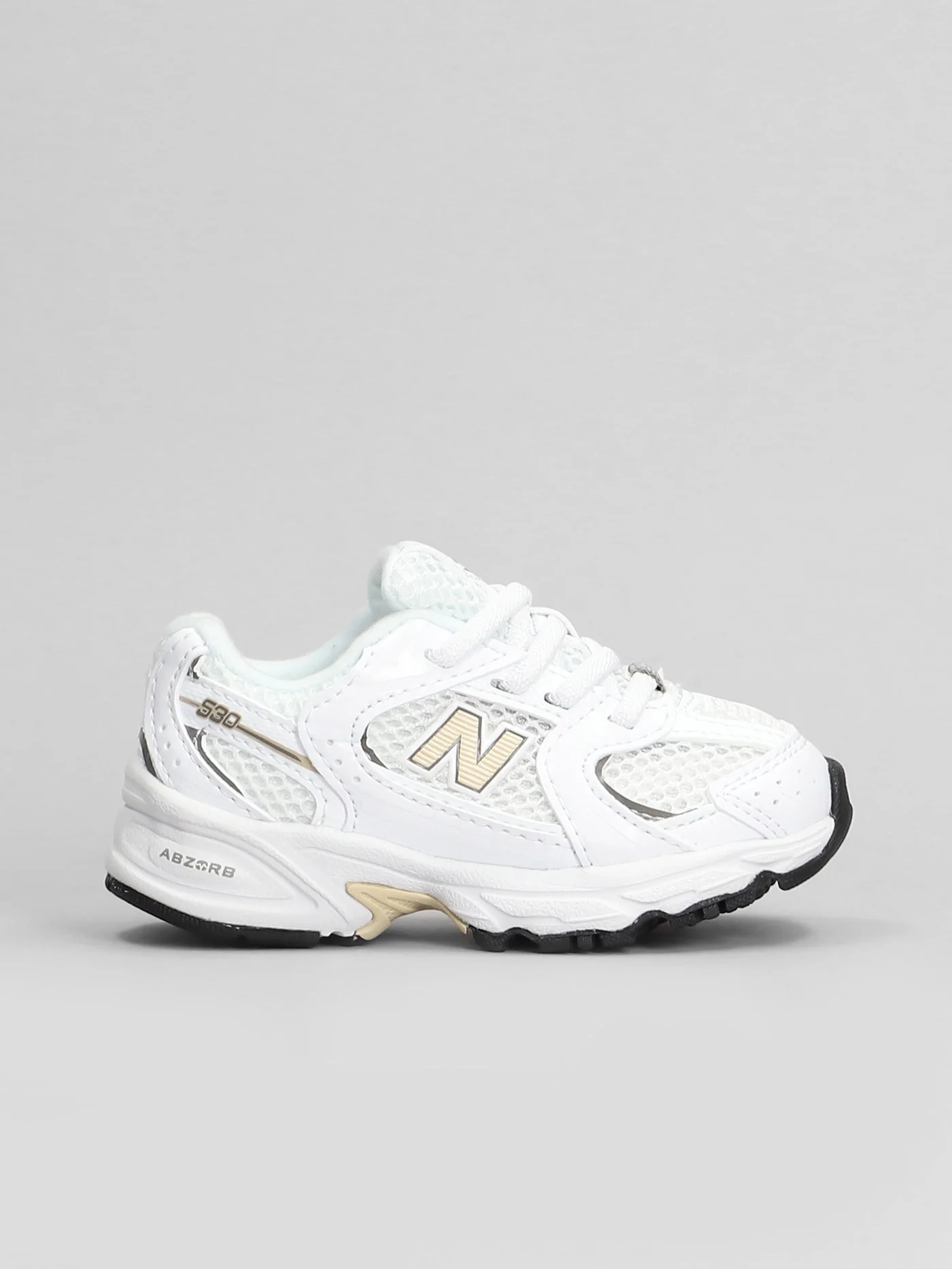530 Sneakers in white leather and fabric