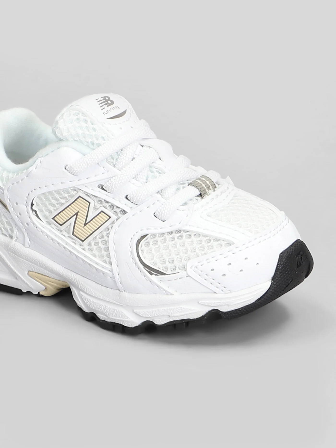 530 Sneakers in white leather and fabric - Image 5