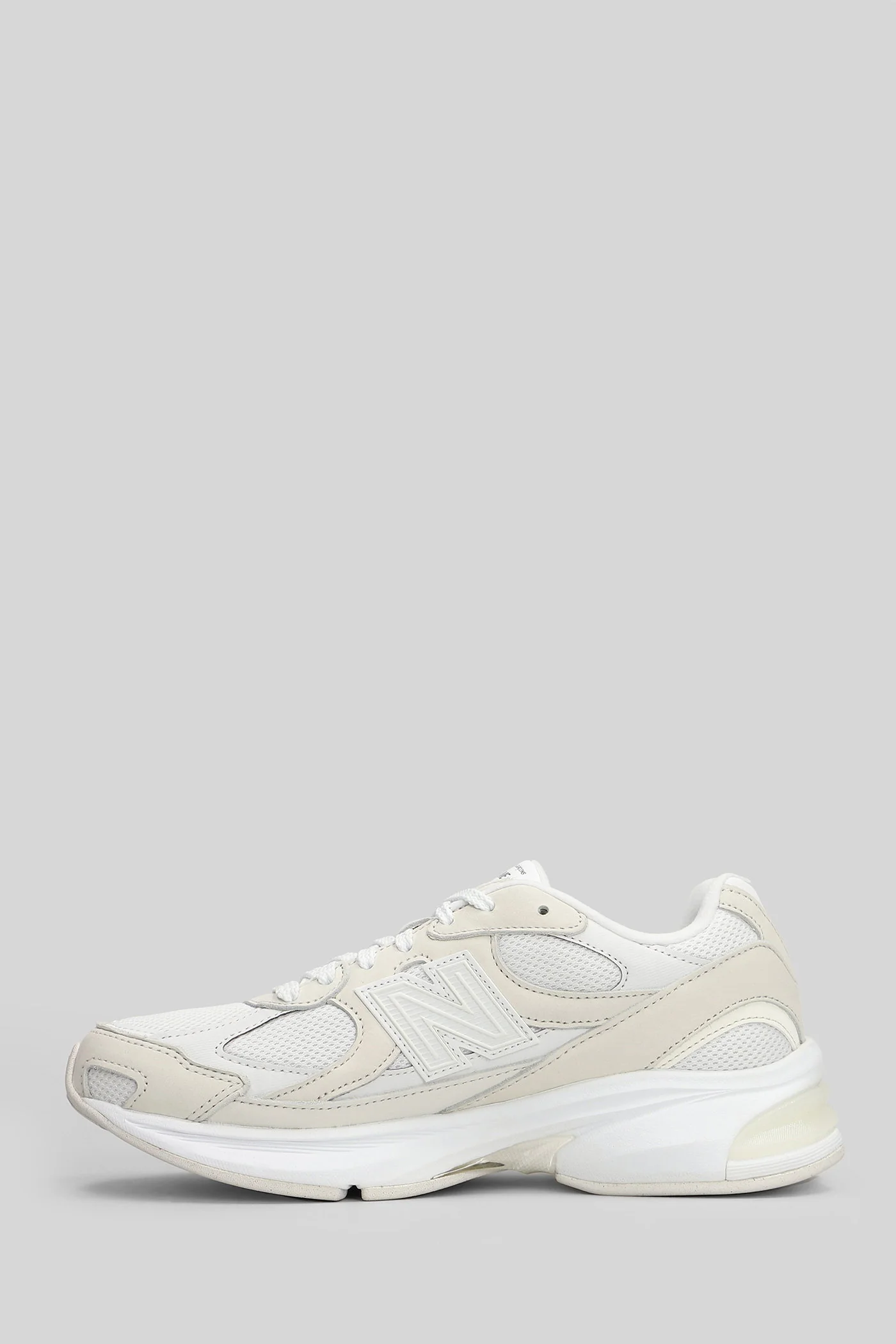 2010 Sneakers in beige suede and leather - Image 3