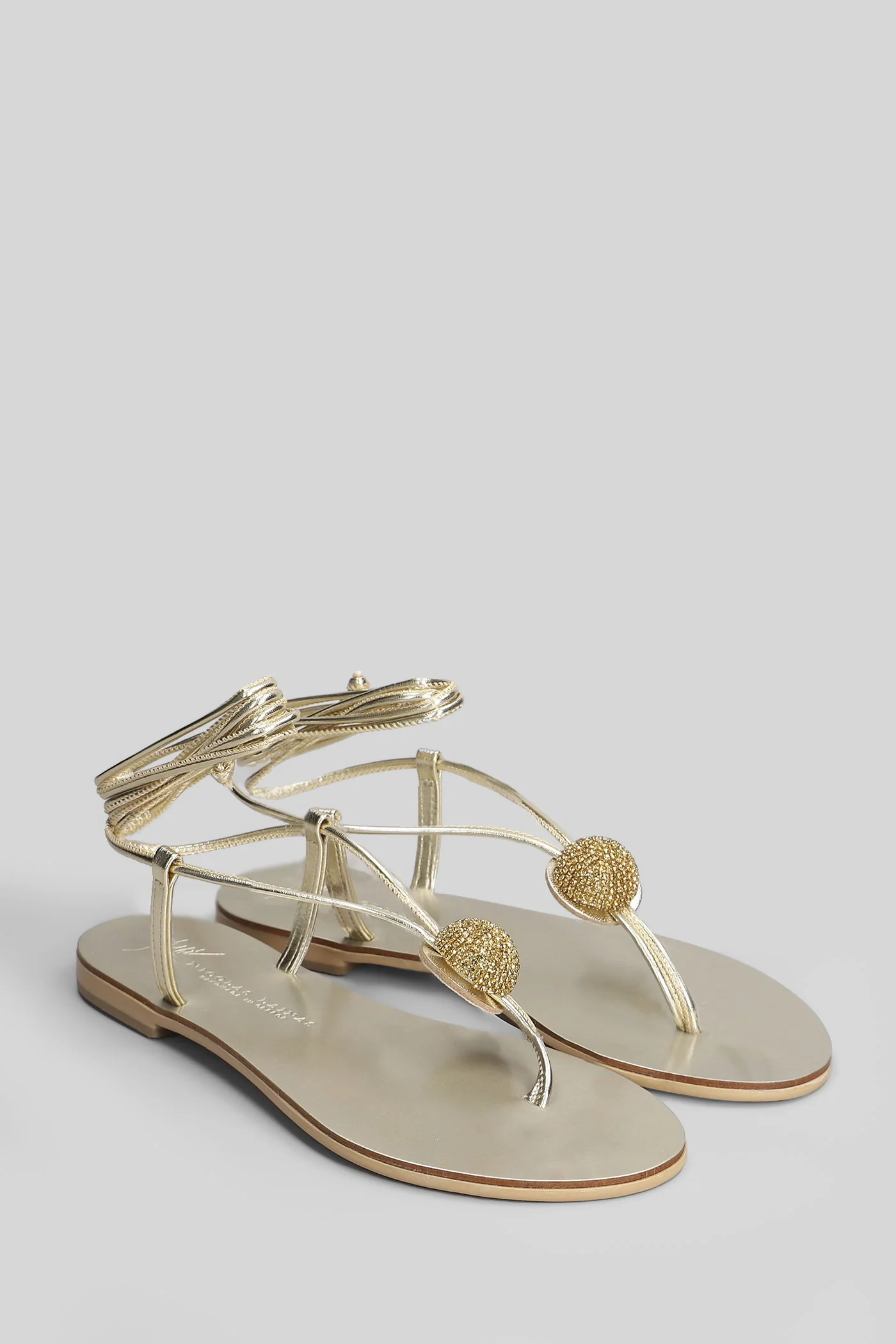 Flat sandal-slipper in gold leather - Image 2