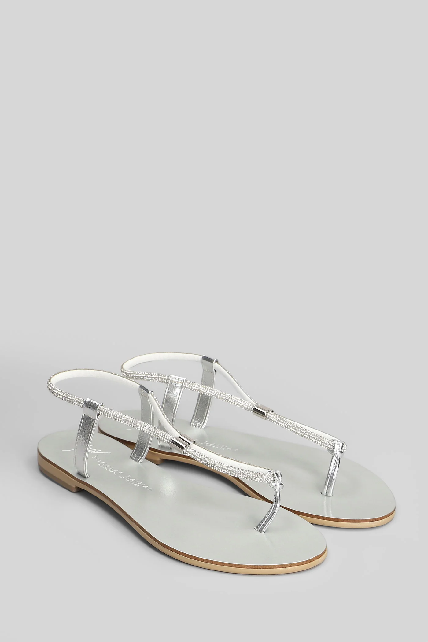 Flat sandal-slipper in silver leather - Image 2