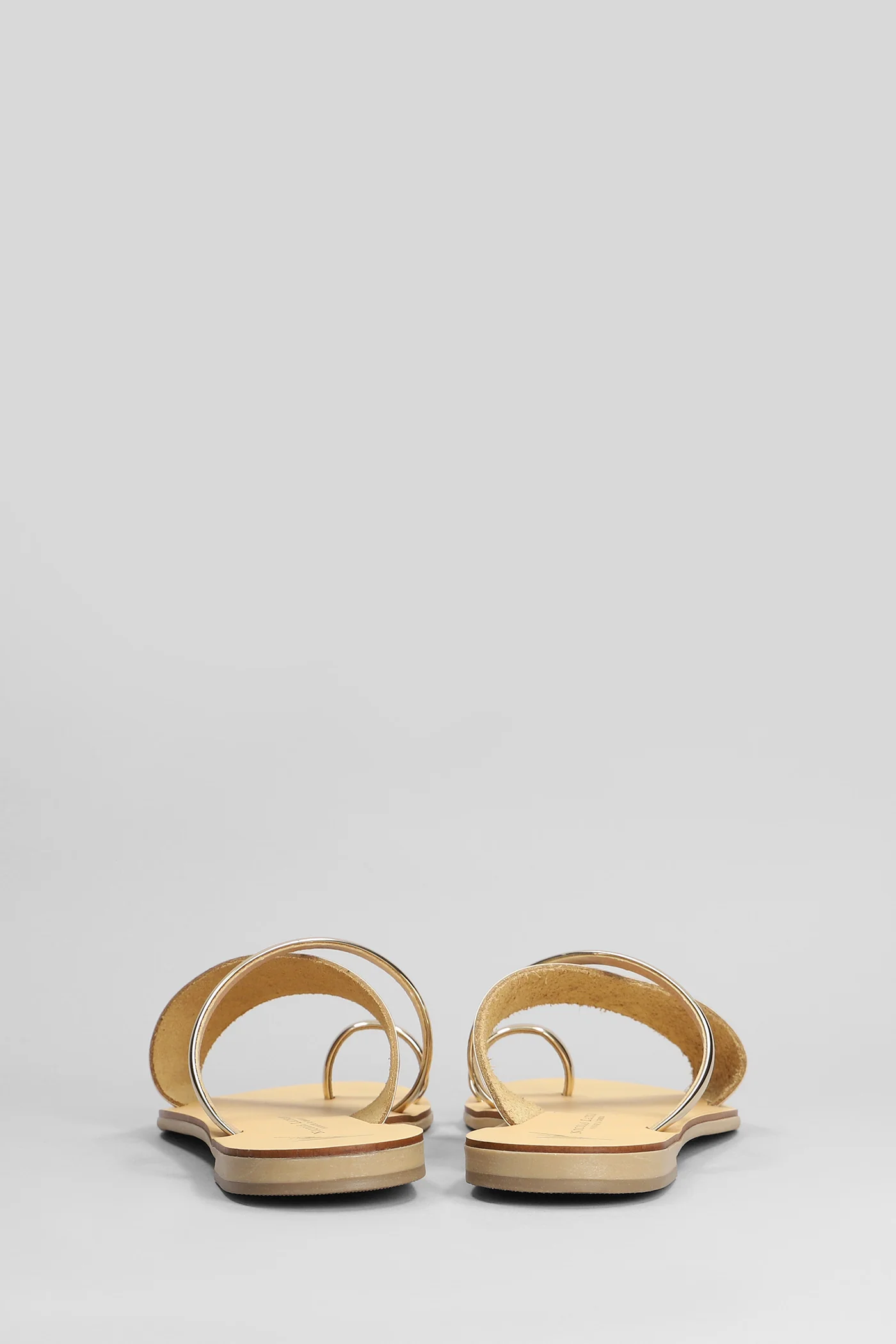 Flats in gold leather - Image 4
