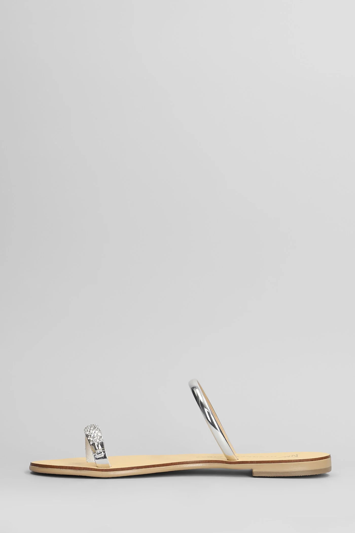 Flats in silver patent leather - Image 3